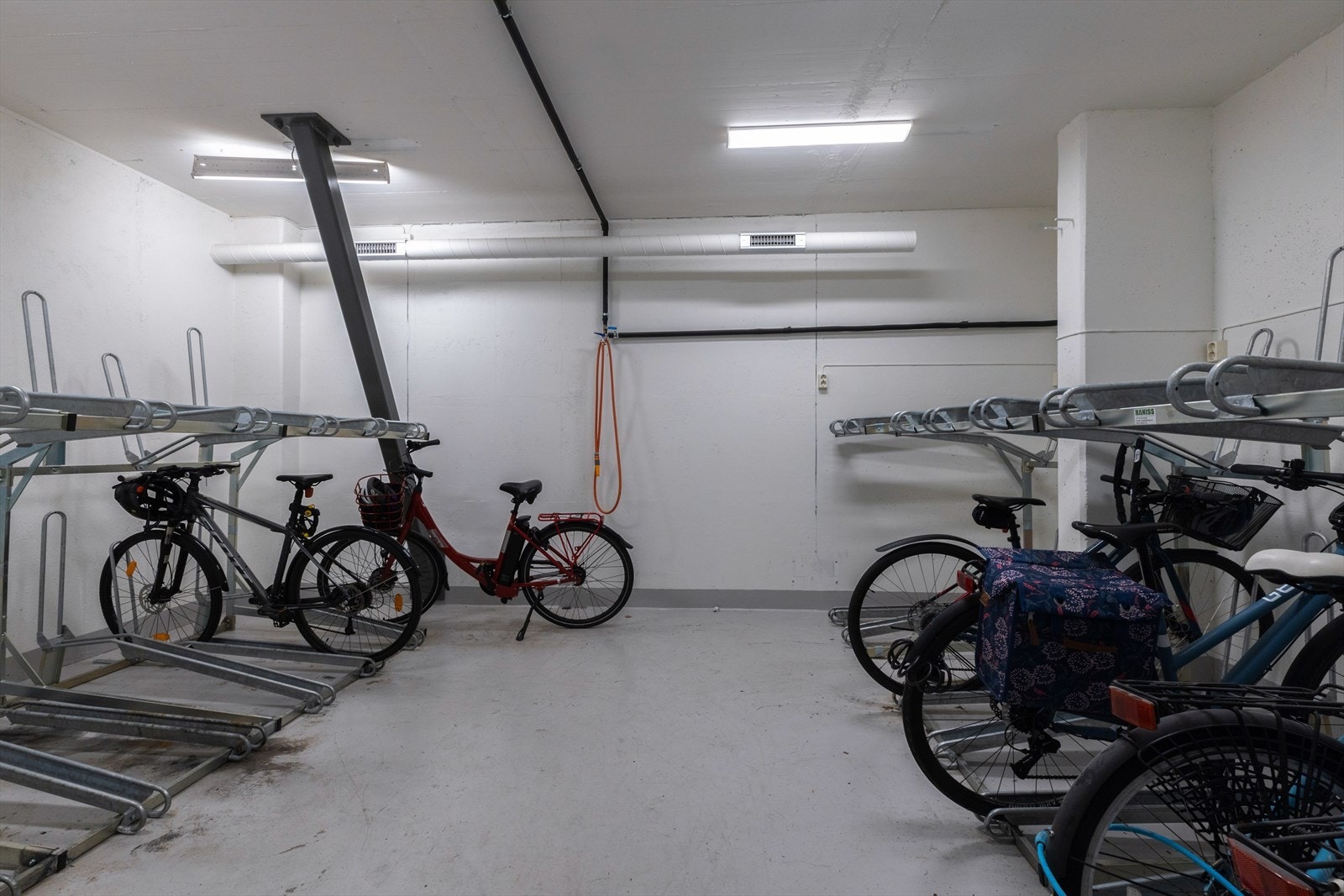 Sykkelparkering Galleribilde