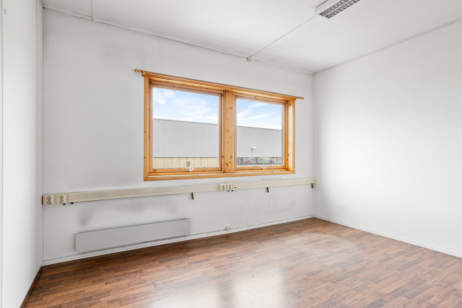 Kontor 2. etasje - LEDIG. Galleribilde