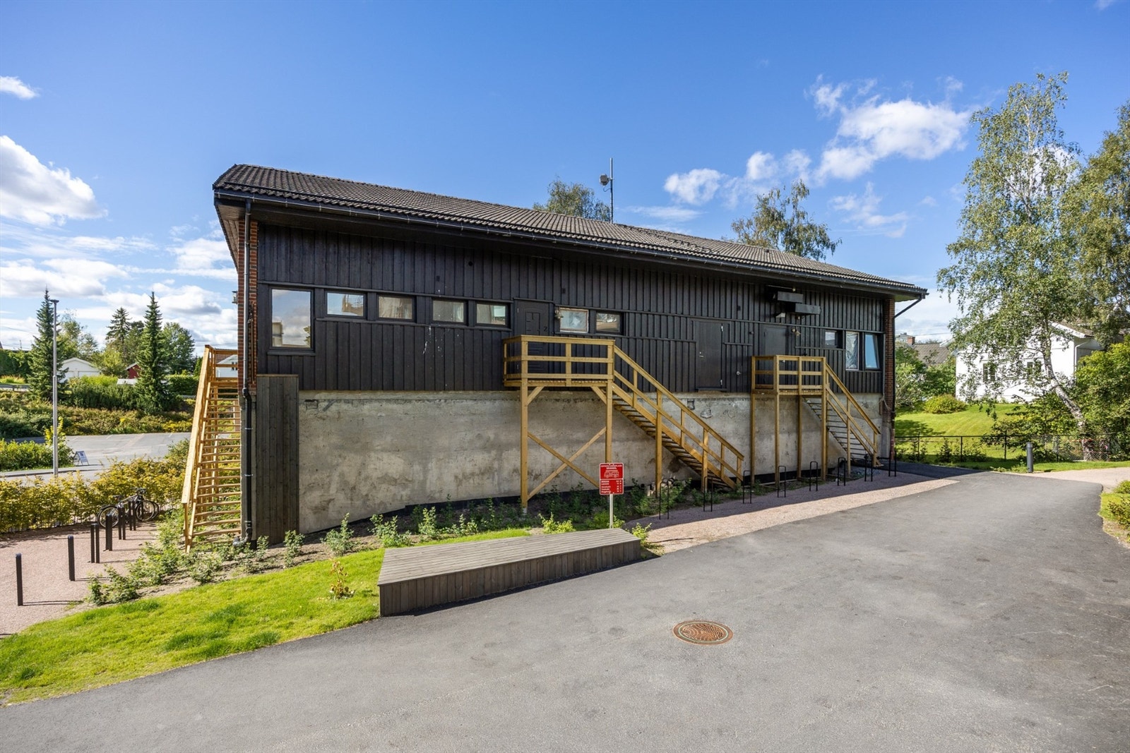 Det er etablert trappeadkomst til leilighetene Galleribilde