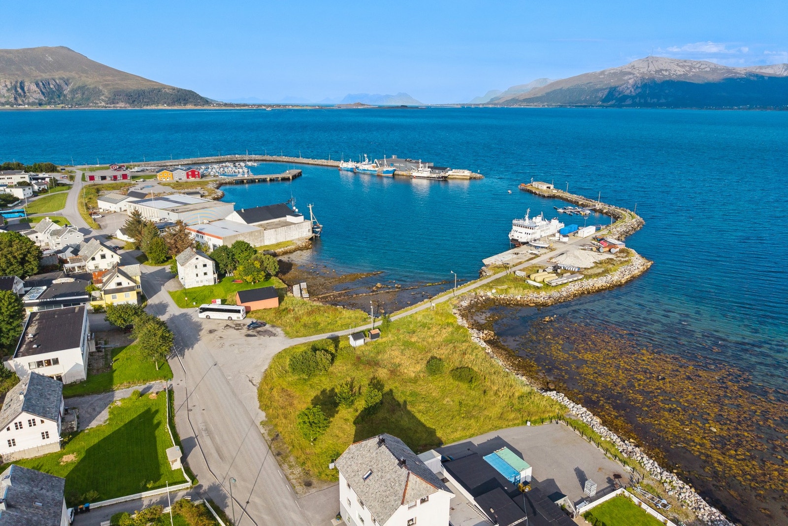 Tomten kan fritt besiktiges. Meld din interesse til megler. Galleribilde