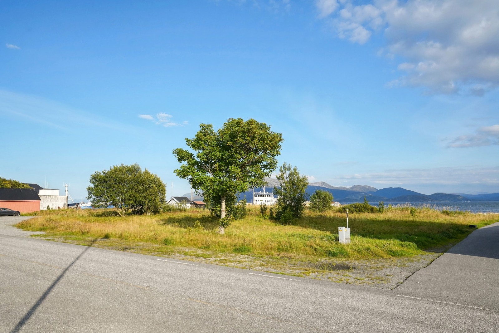 Det vil være enkel tilkomst fra offentlig vei til tomten. Galleribilde