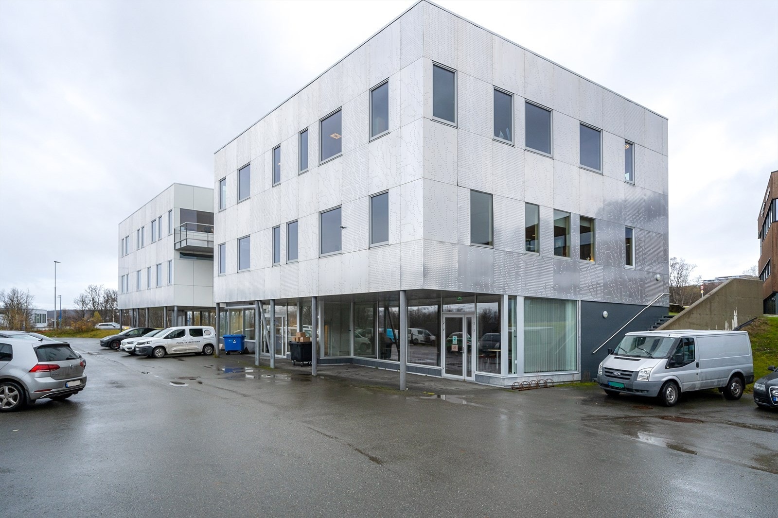 I Sjølundvegen 1 har vi et lokale i 1. etasje ledig Galleribilde