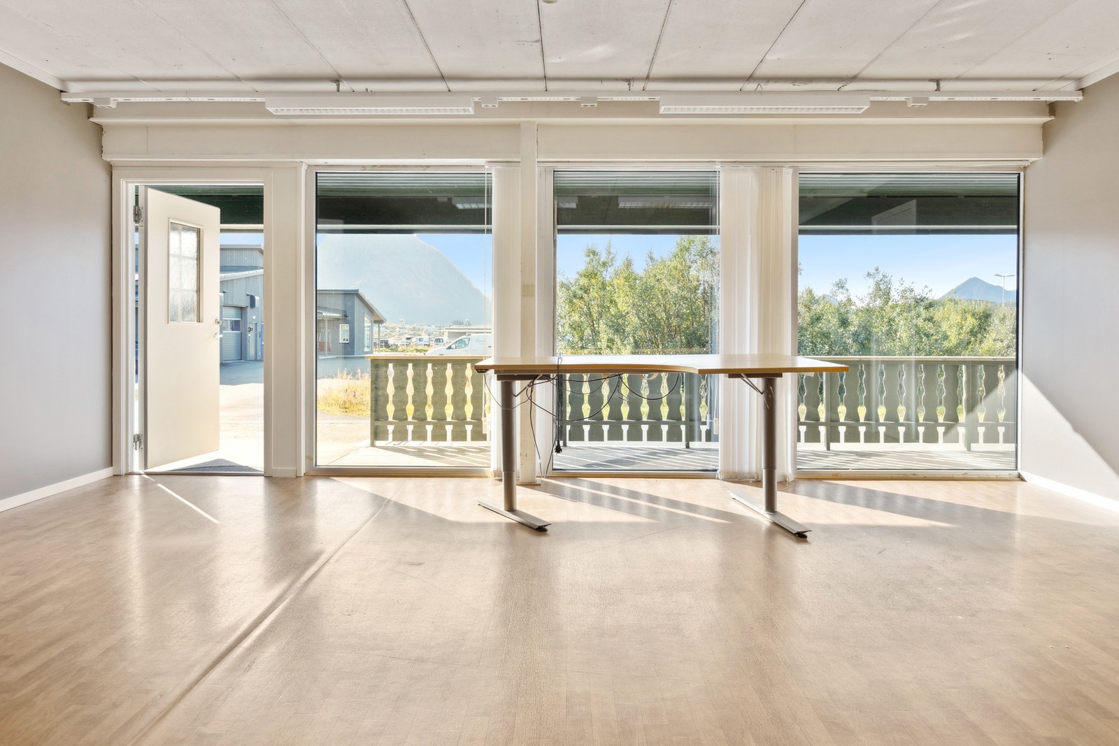 1 ets og butikk Galleribilde