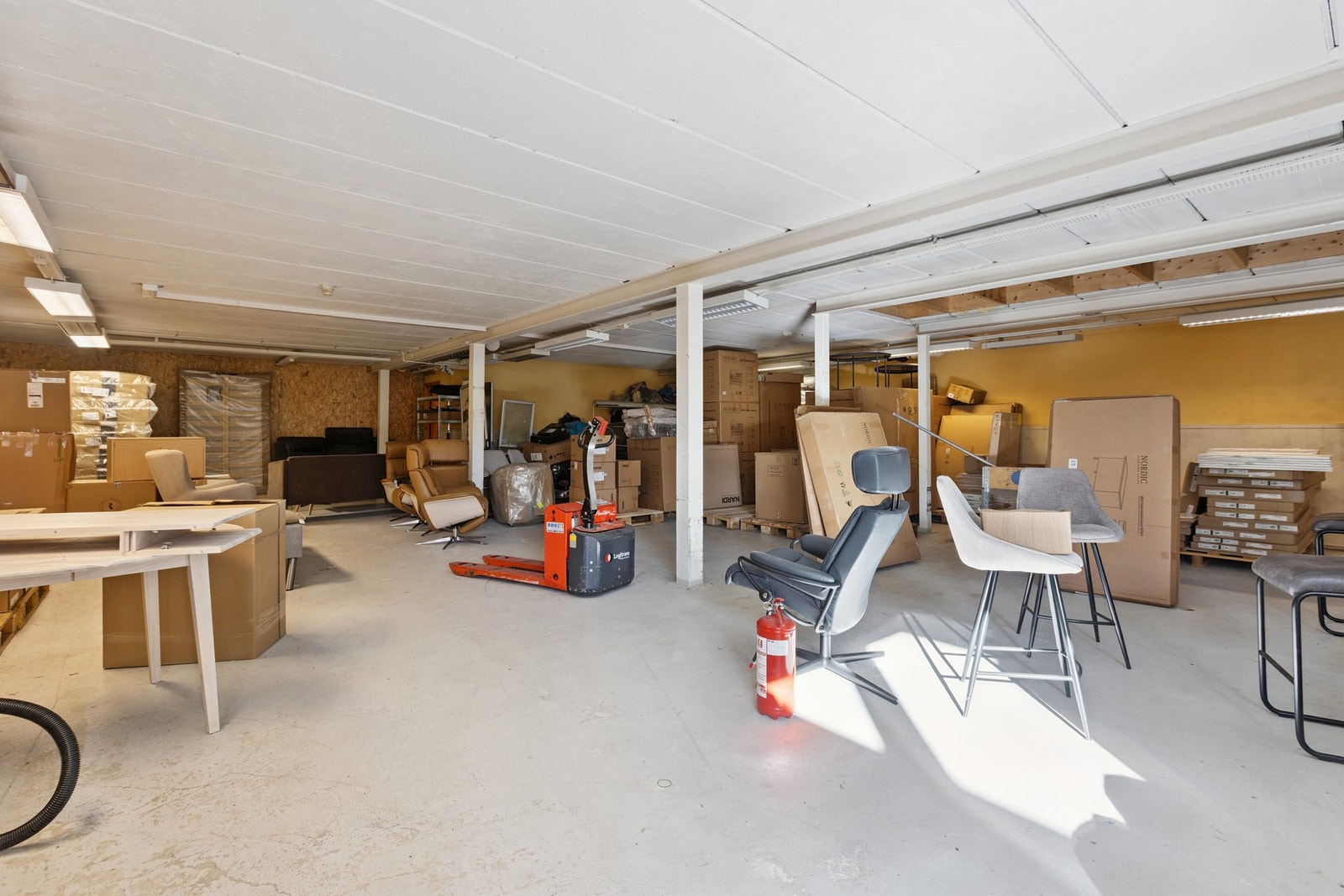 Lager og kjeller Galleribilde