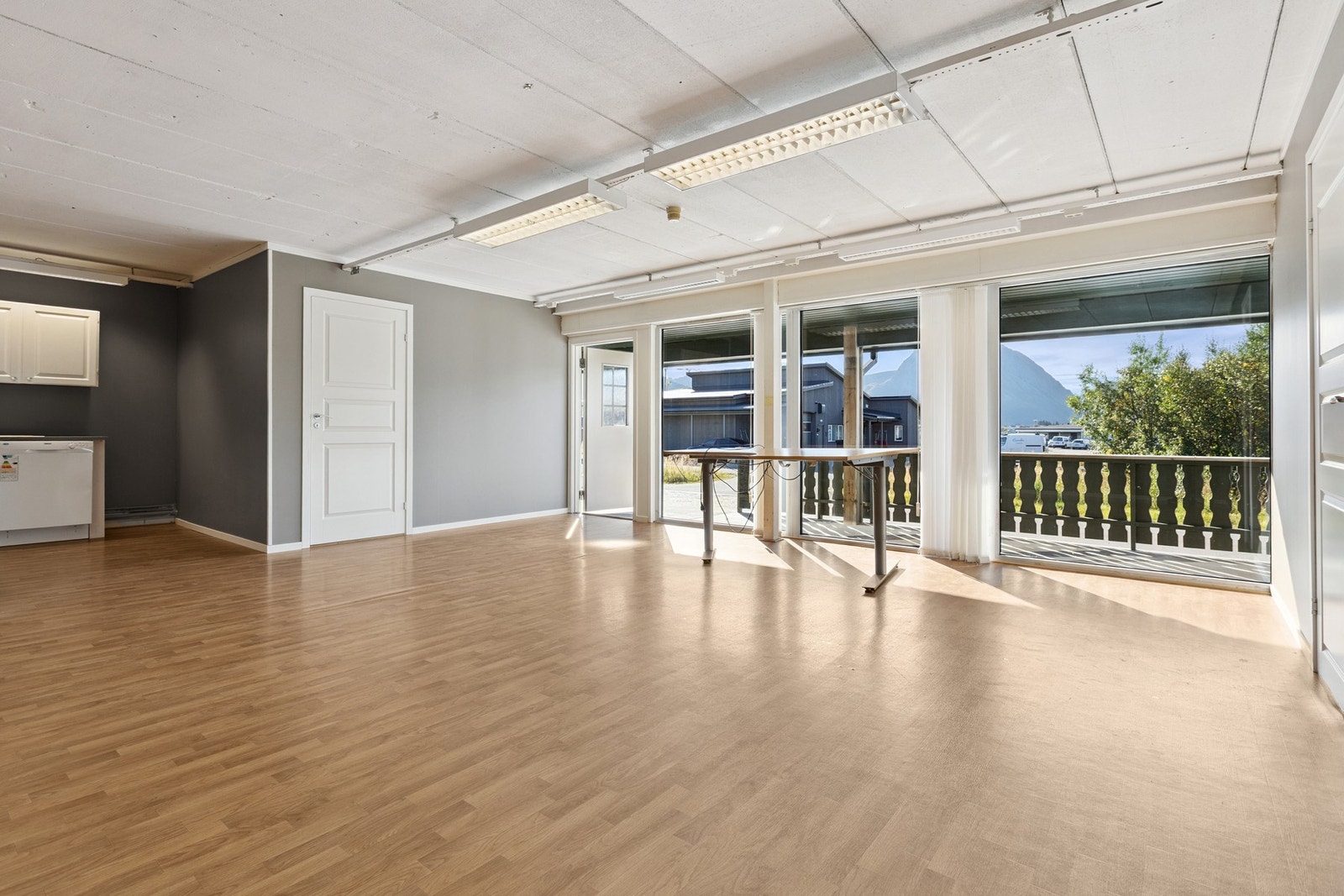 1 ets og butikk Galleribilde