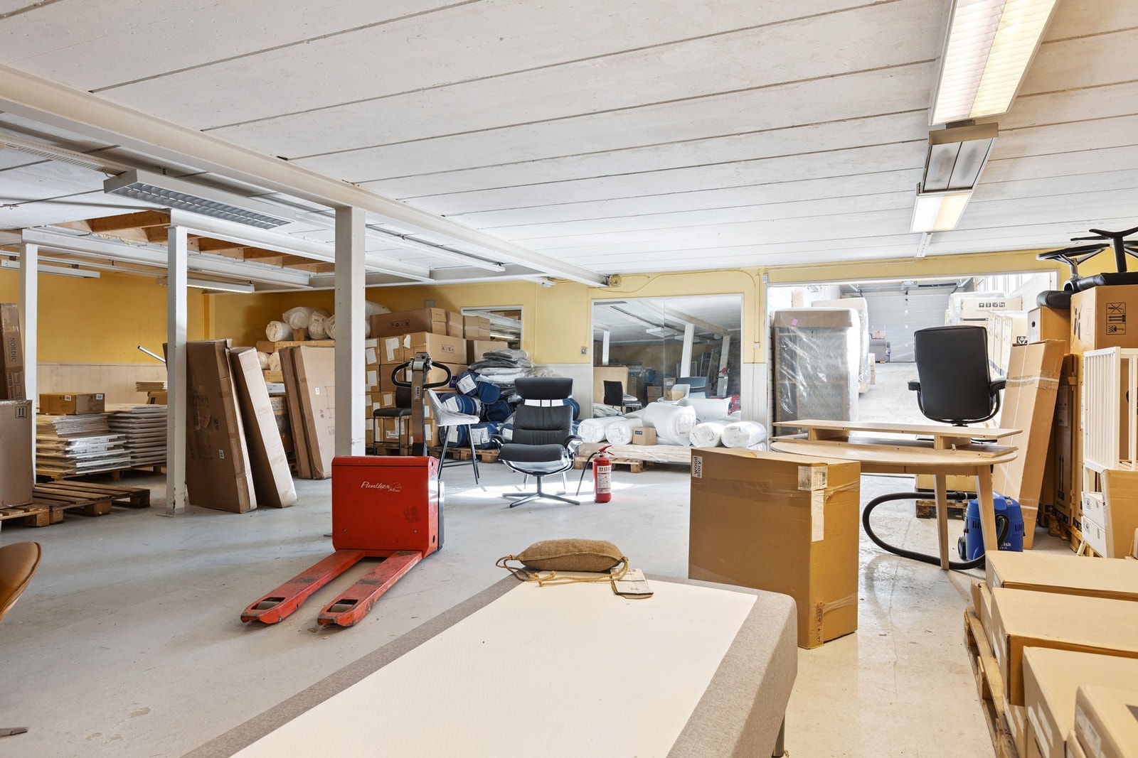 Lager og kjeller Galleribilde