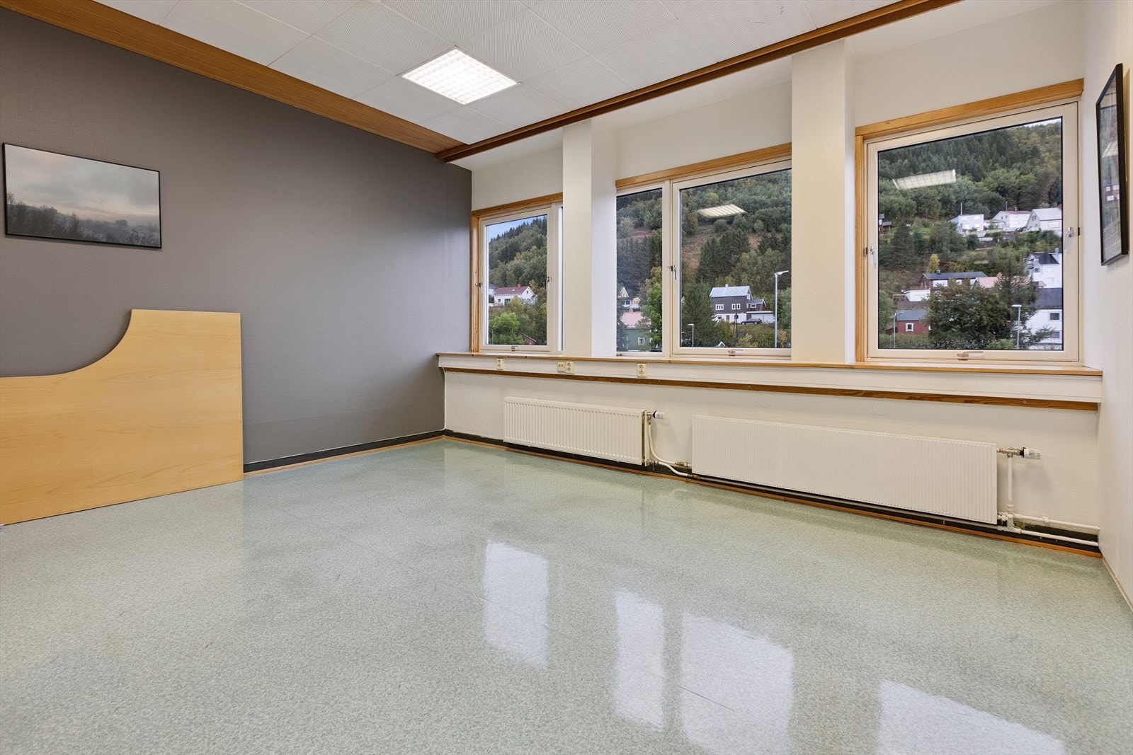 Stort kontor/møterom Galleribilde