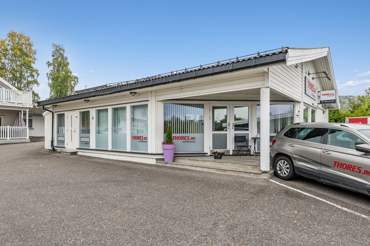 Fasade forretningsbygg Galleribilde