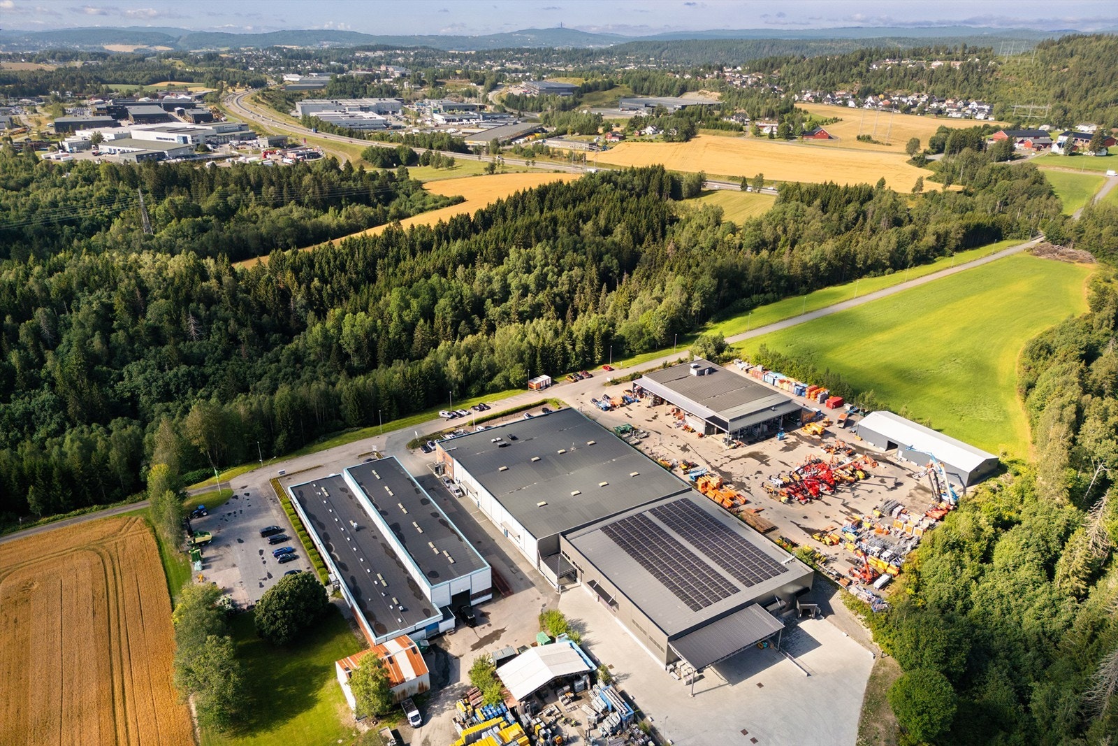 Industriområde med svært kort vei til E6 Galleribilde