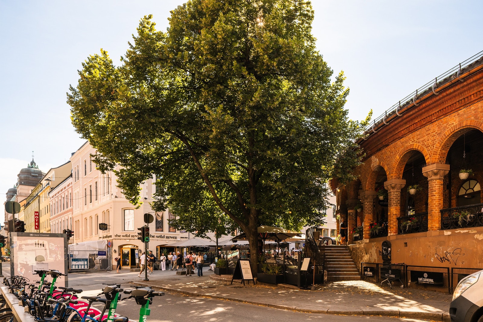 Anlegget har fasade mot Storgata, Dronningens gate, Karl Johans gate og domkirkeparken/Kirkegata/Stortorvet. Foto: Fredrik Hansson. Galleribilde