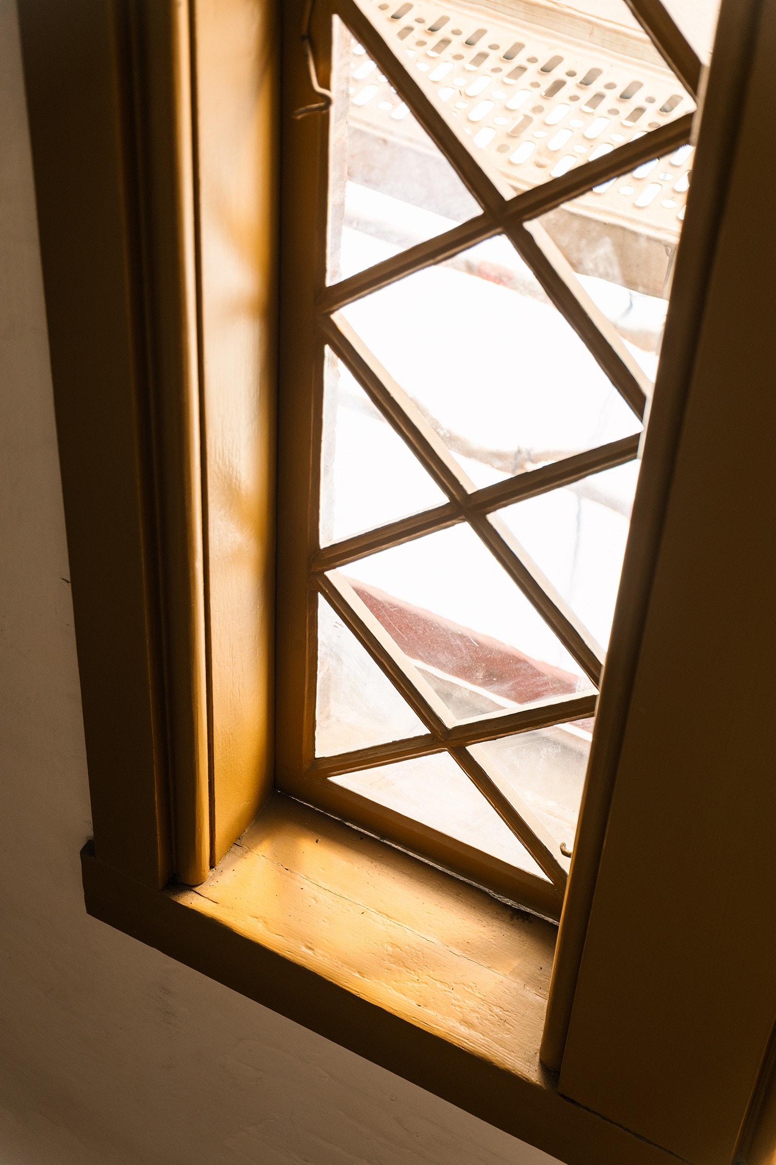 Interiørdetalj fra tårnet i Brannvakten. Tårnet ble bl.a. brukt til tørking av brannslanger. Foto: Fredrik Hansson. Galleribilde