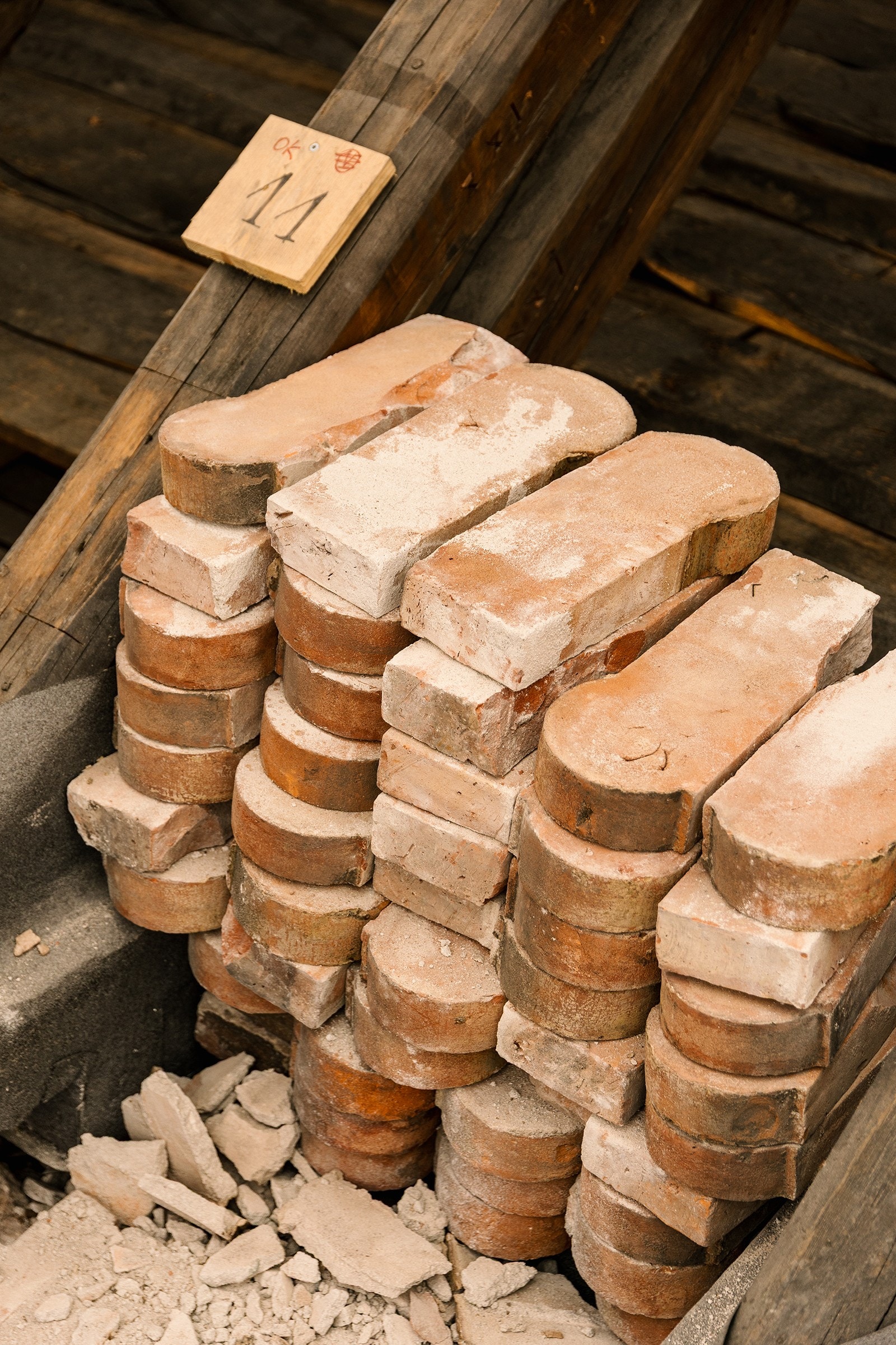 Det pågår vedlikeholds-, sikrings- og rehabiliteringsarbeider flere steder på anlegget. Foto: Fredrik Hansson. Galleribilde