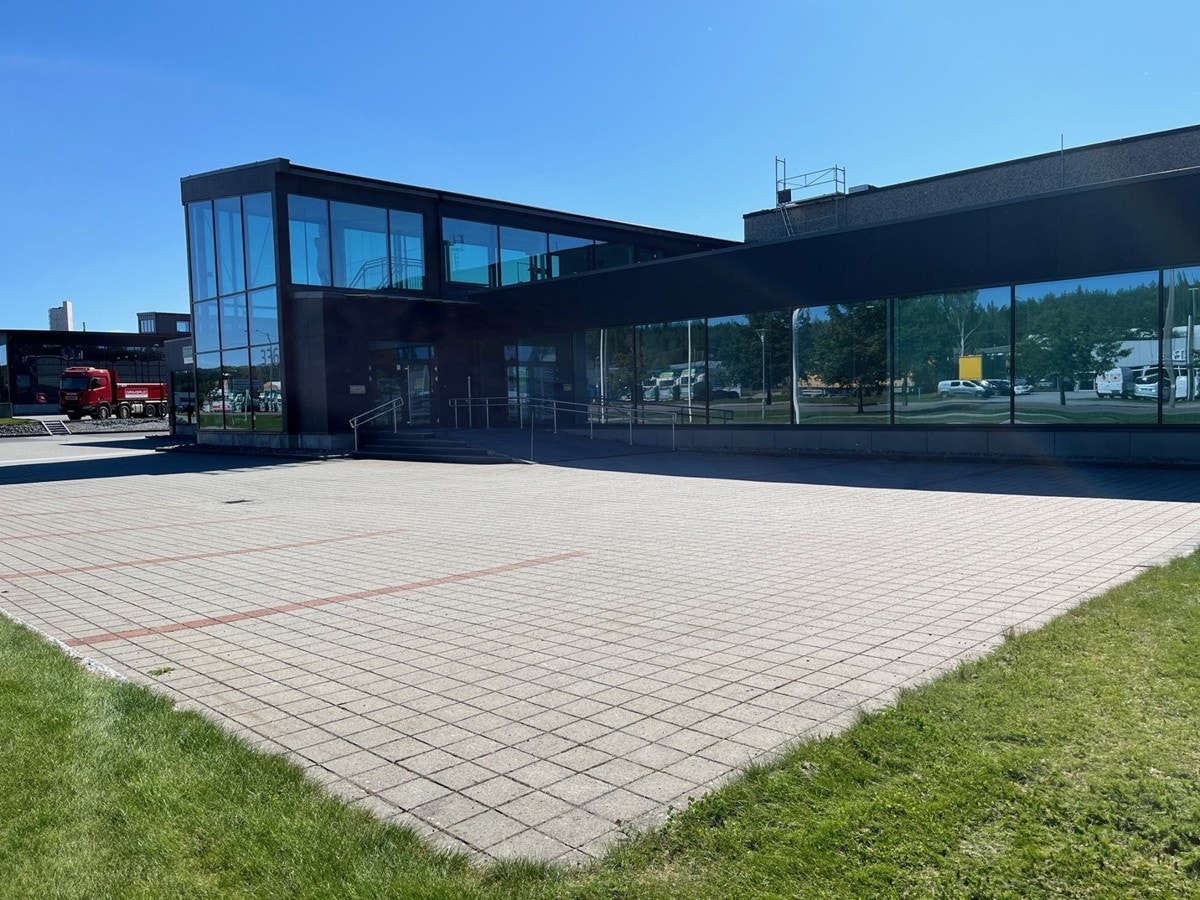 Svinesundveien 336. Gode parkeringsmuligheter rett utenfor kontorene - både for ansatte og besøkende Galleribilde