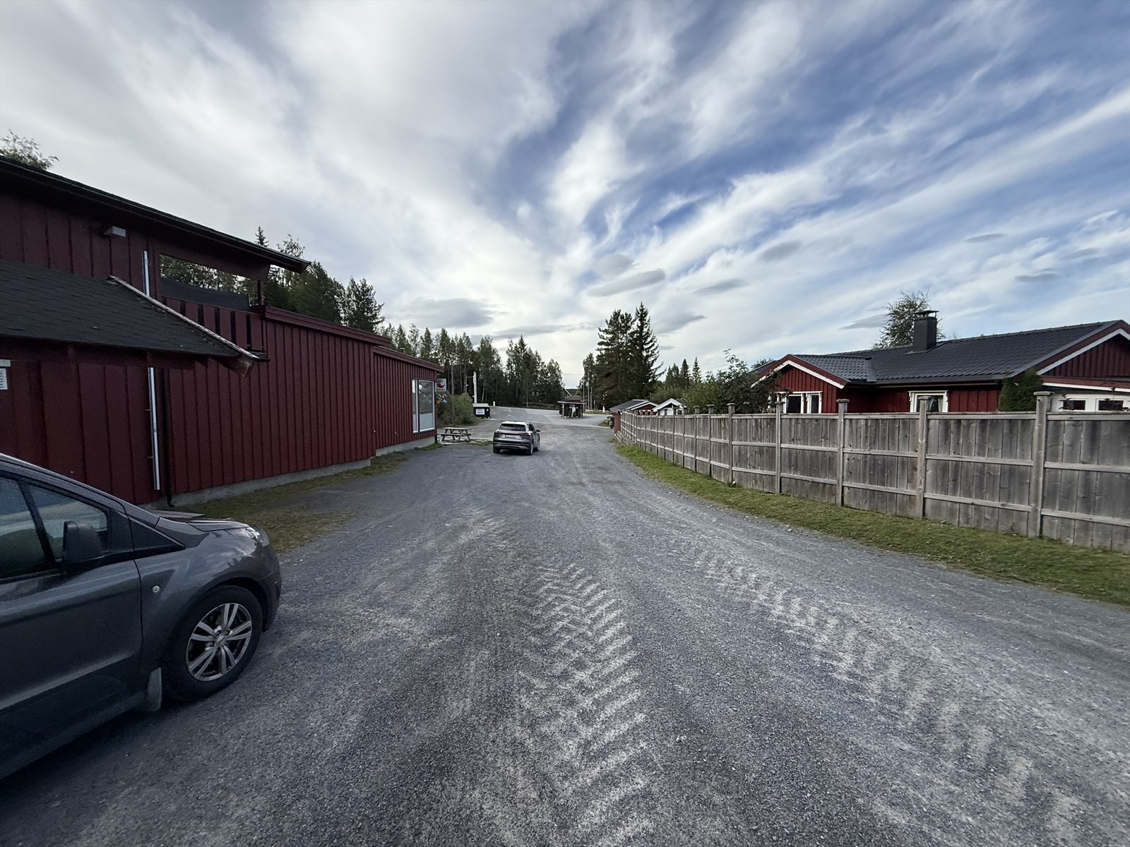 Gjennomkjøring langs tomtegrense Galleribilde