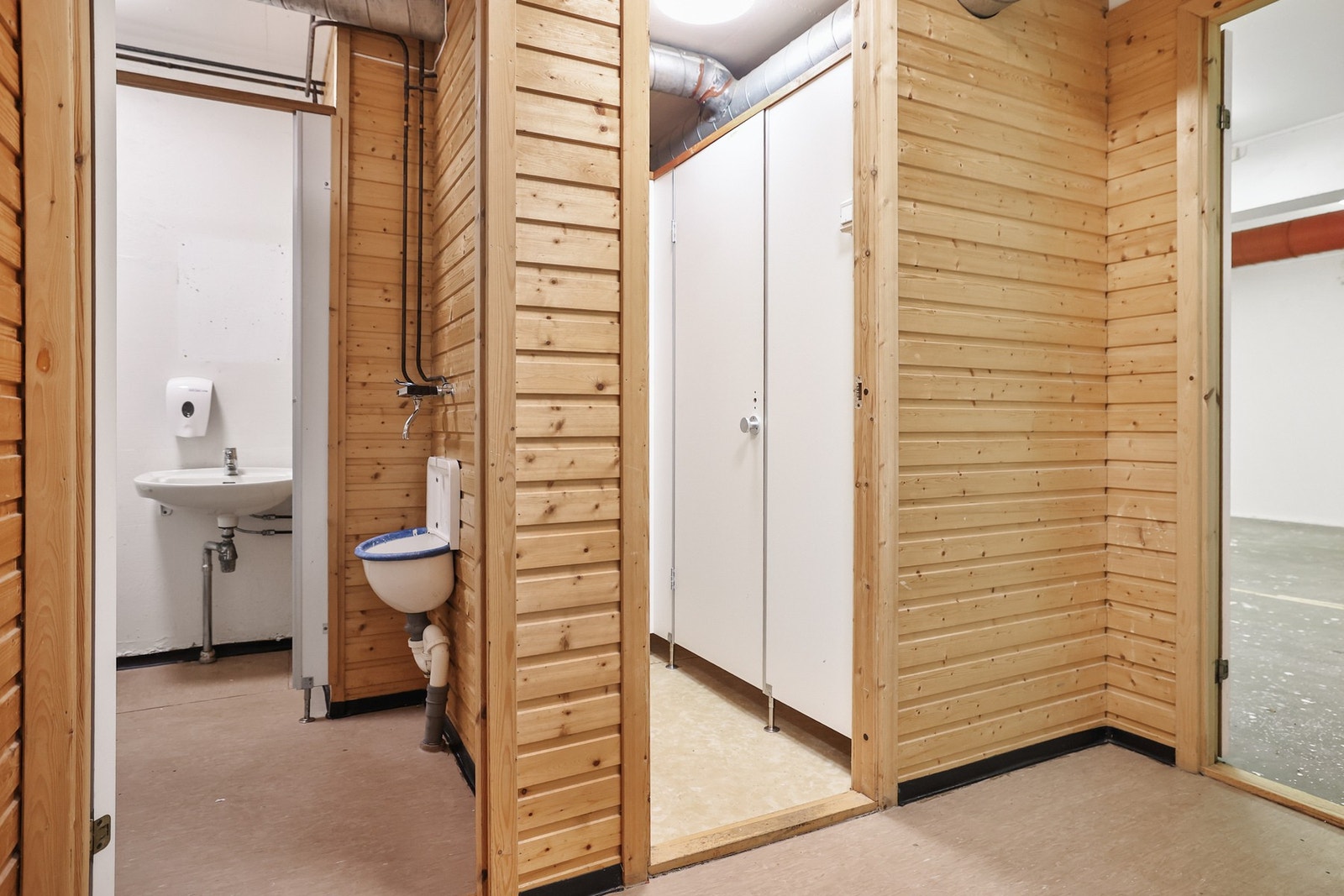 Kjelleretasje Galleribilde