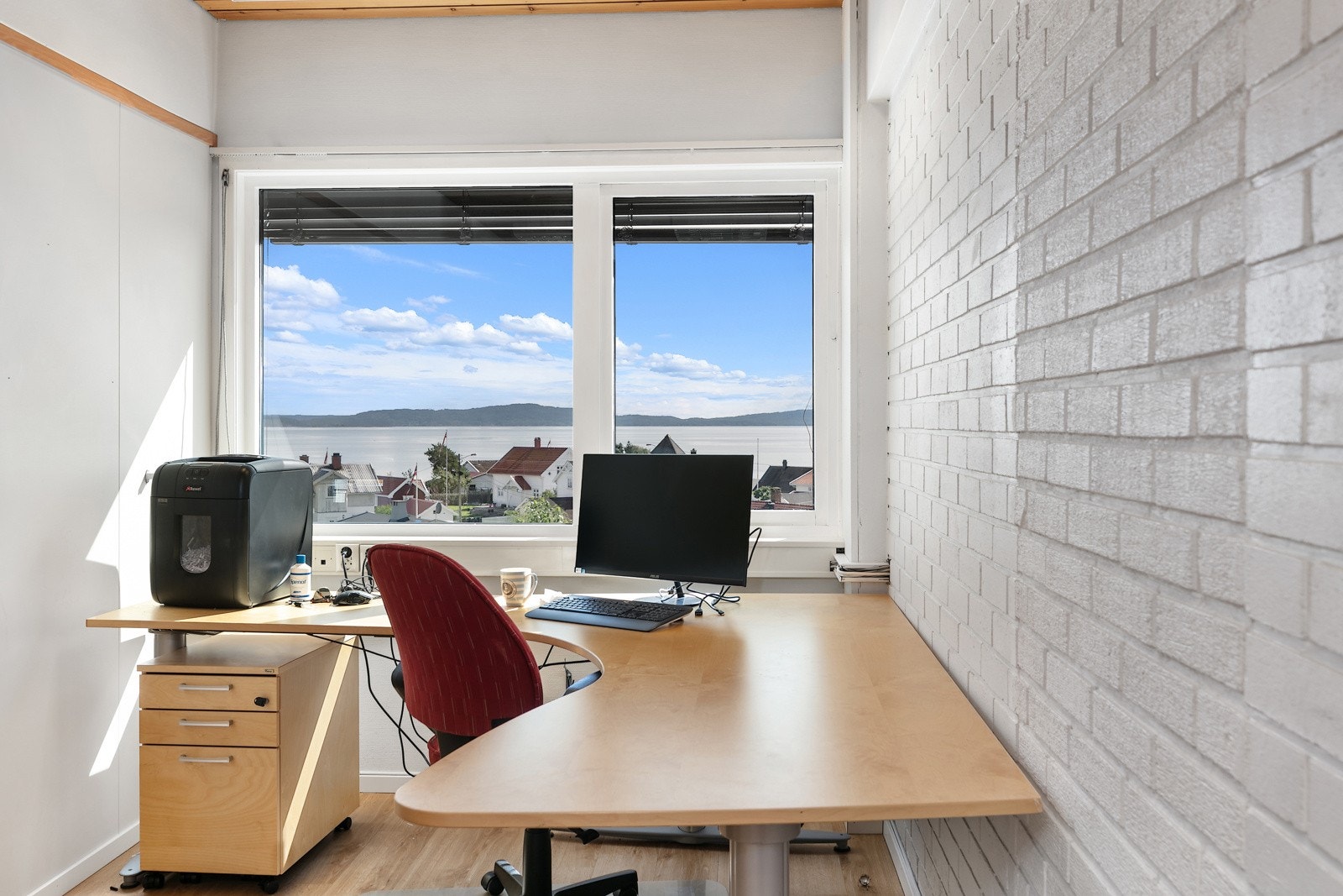 Kontor. Galleribilde