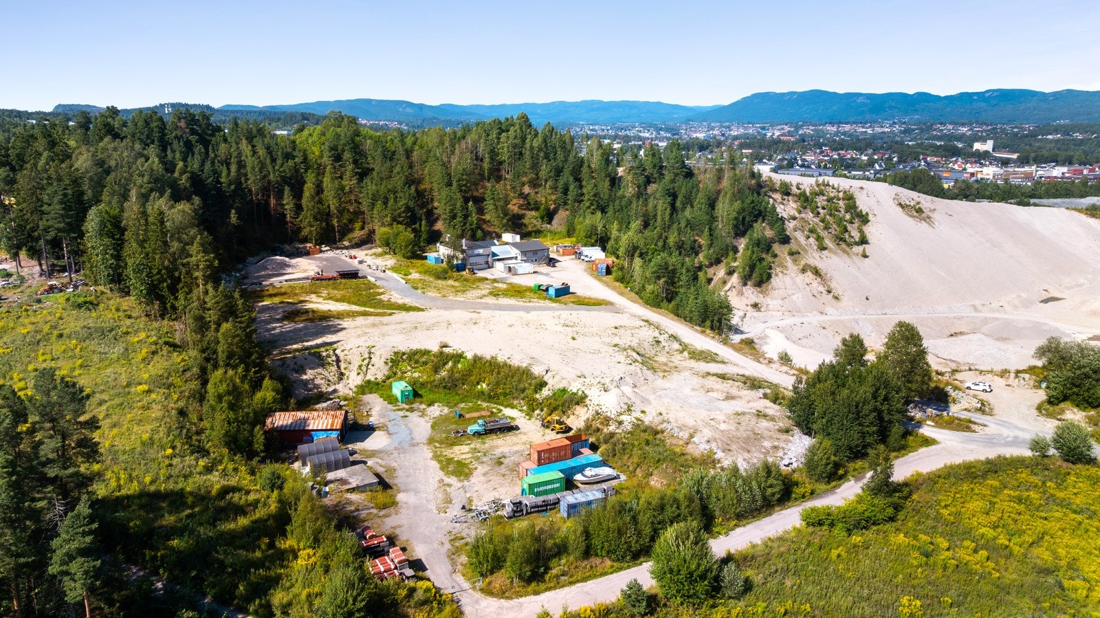 Kort vei til både Porsgrunn og Skien - Perfekt avstand for å etablere noe spennende Galleribilde