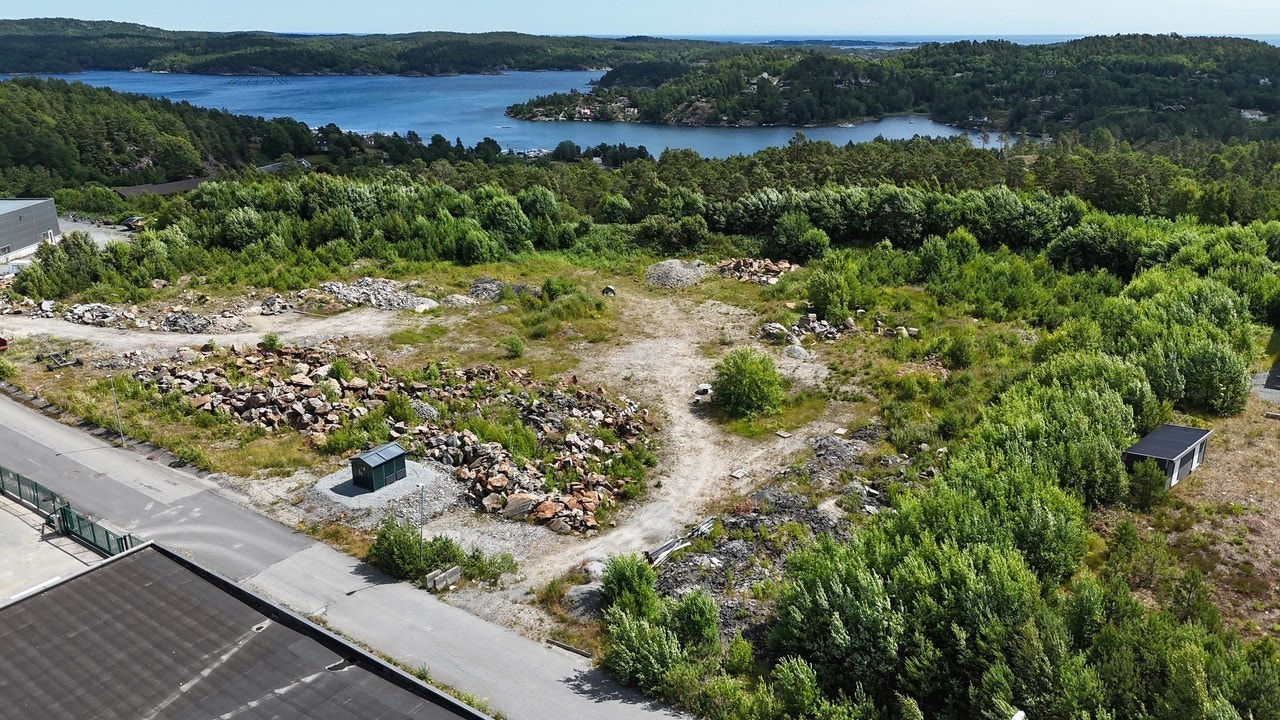 Tomt oversiktsbilde idag. Galleribilde