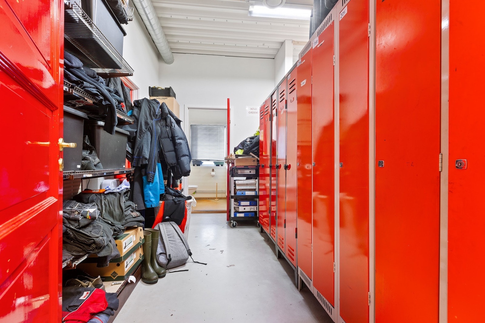 Garderober Galleribilde