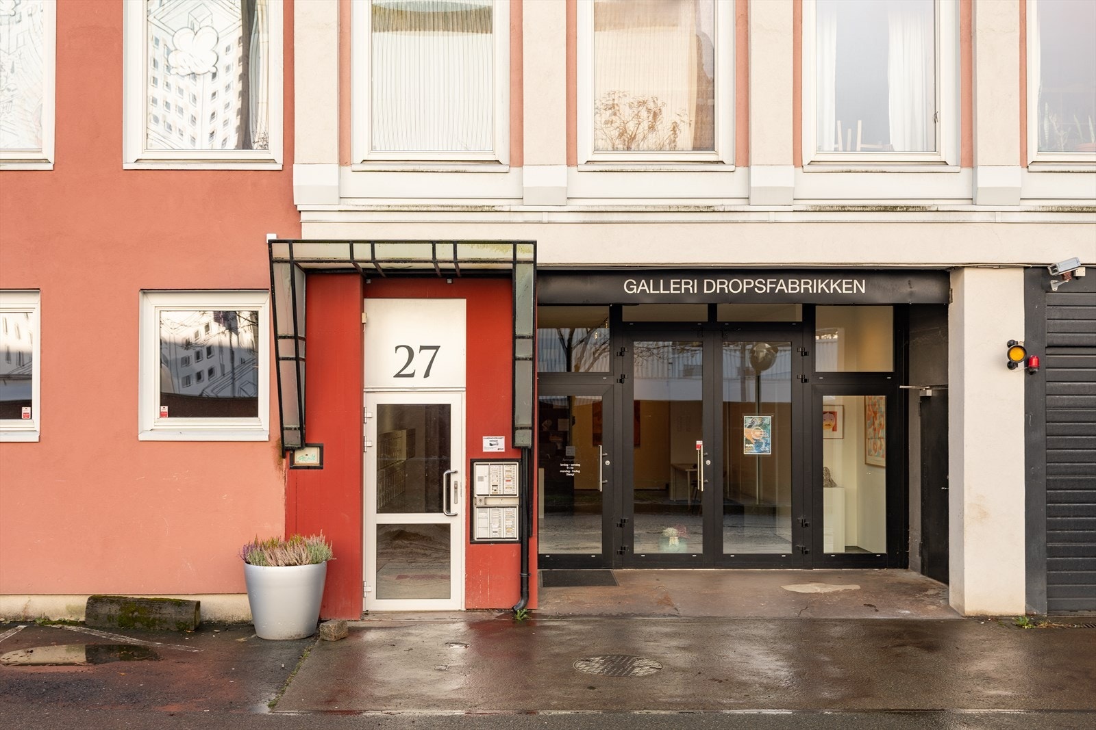 Hyggelig inngangsparti. Galleribilde