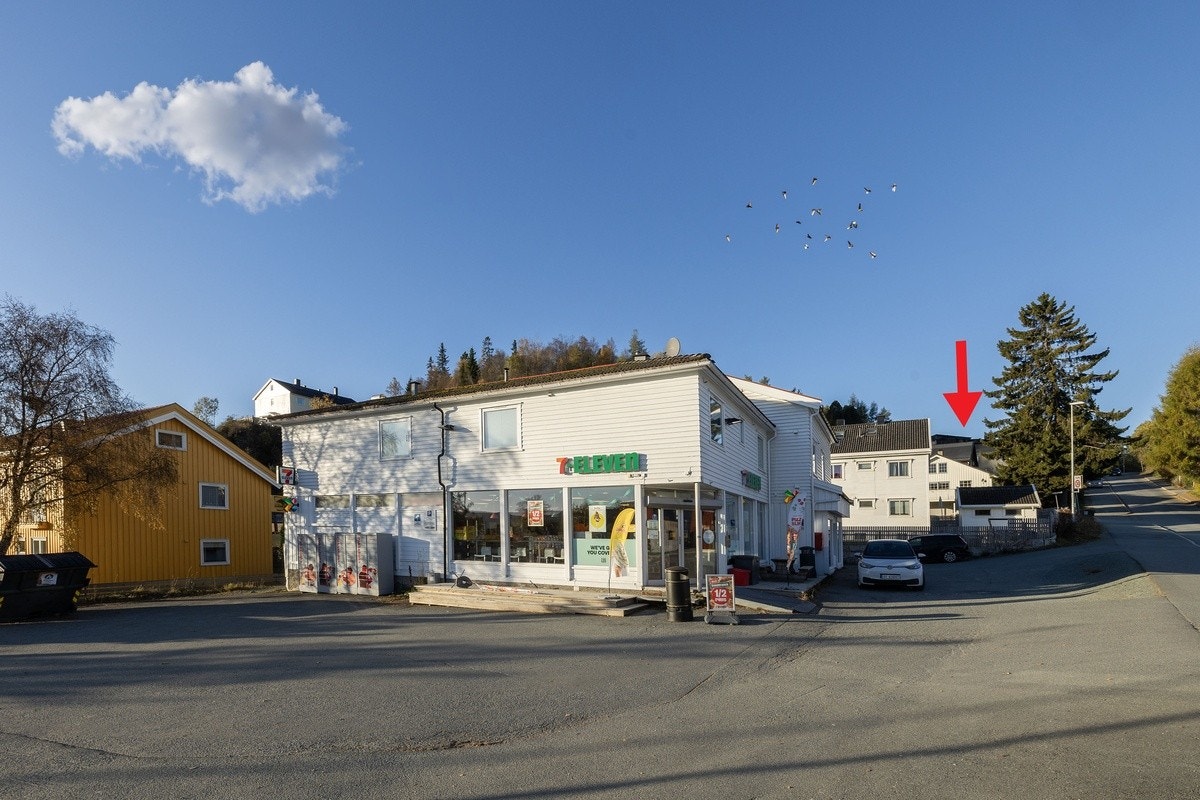 7/11 og andre butikker i umiddelbar nærhet Galleribilde