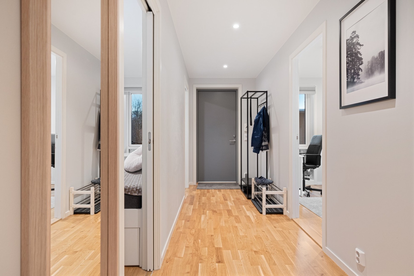 Entre og mellomgang Galleribilde