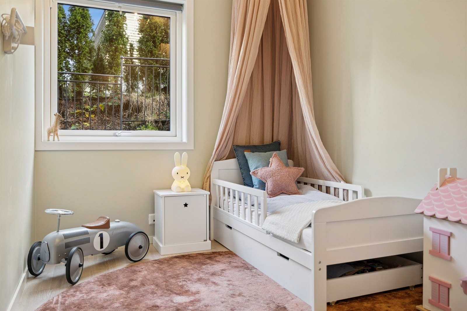 Soverom 3 i 1.etasje Galleribilde