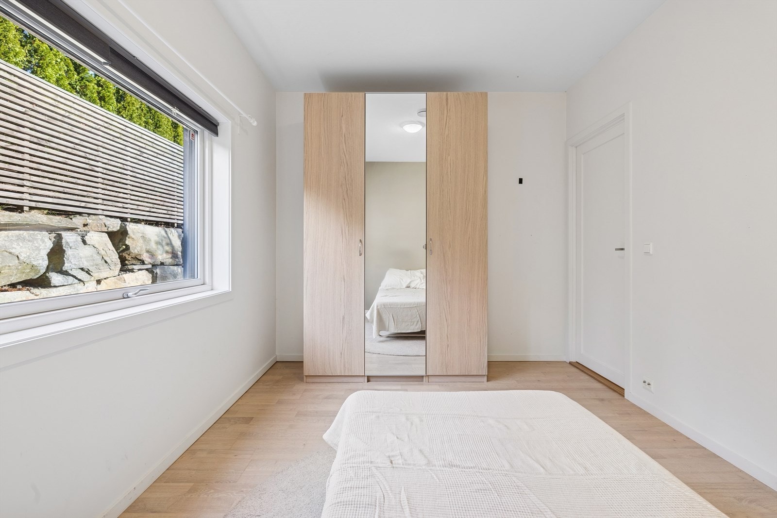 Soverom i hybel Galleribilde