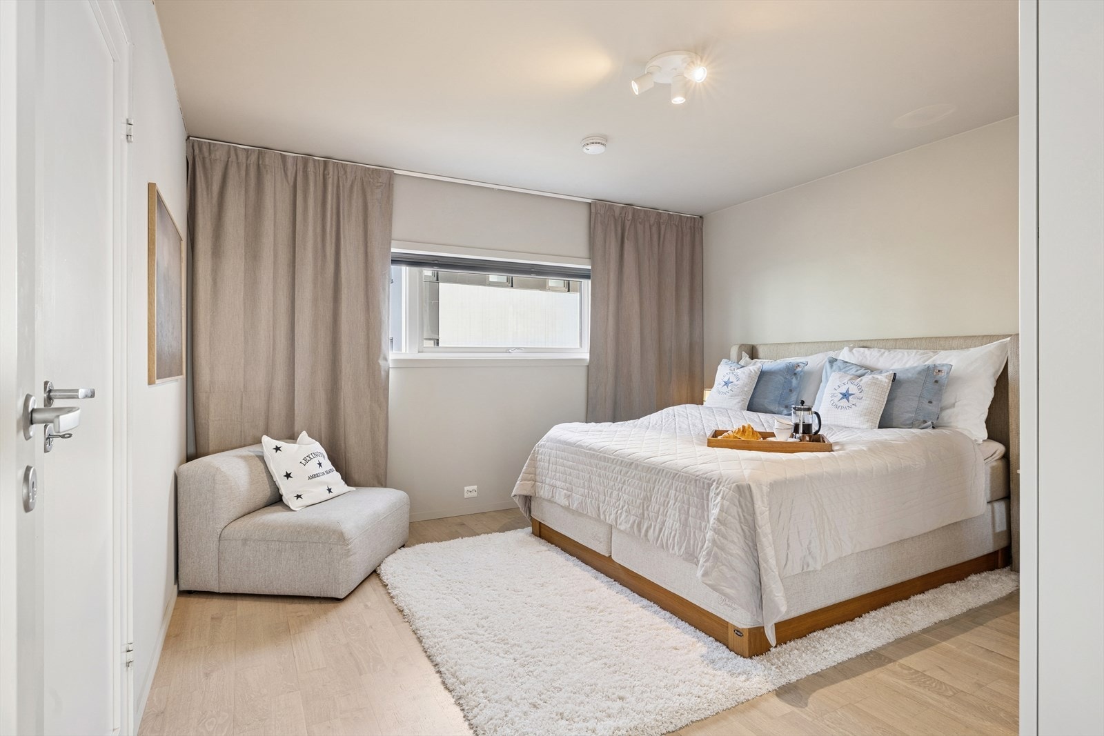 Hovedsoverom i 2.etasje Galleribilde