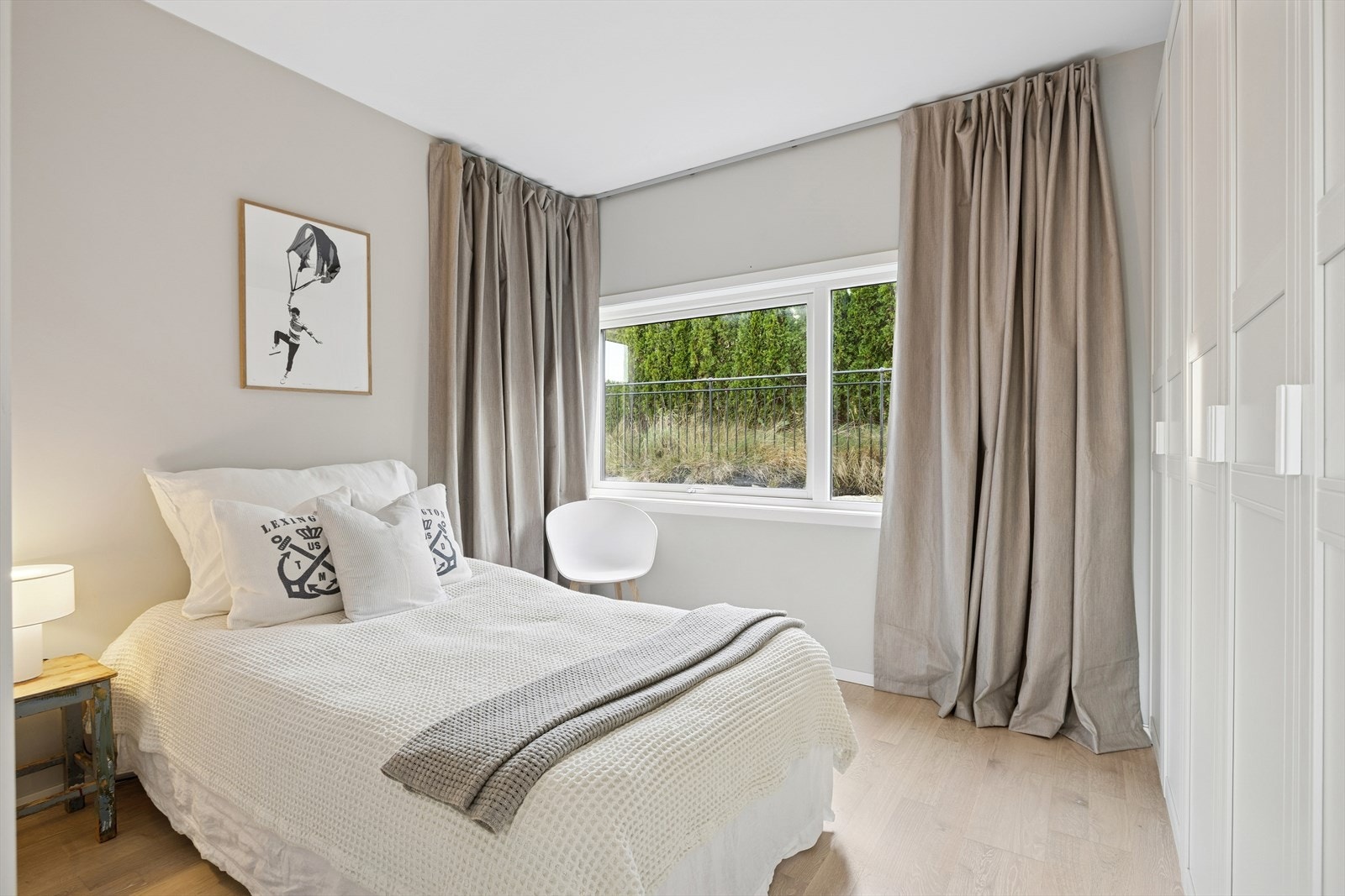 Soverom 1 i 1.etasje Galleribilde