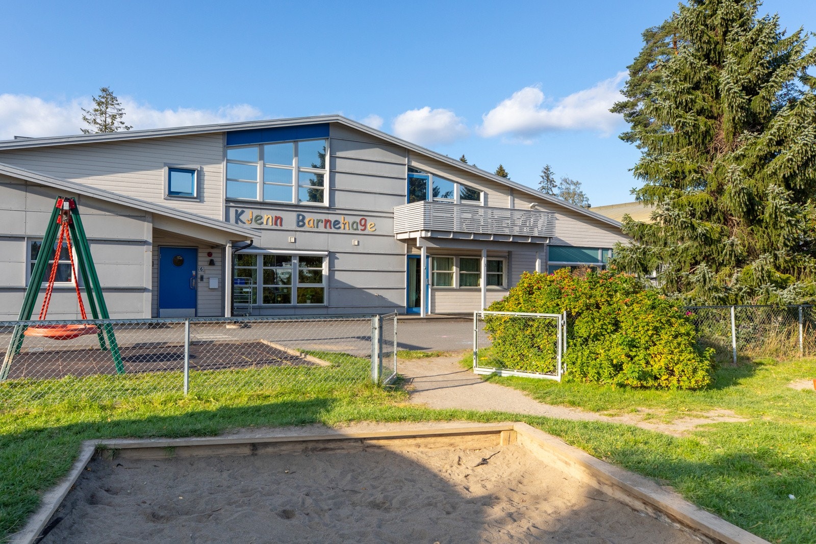 Kort vei til Kjenn barnehage. Galleribilde