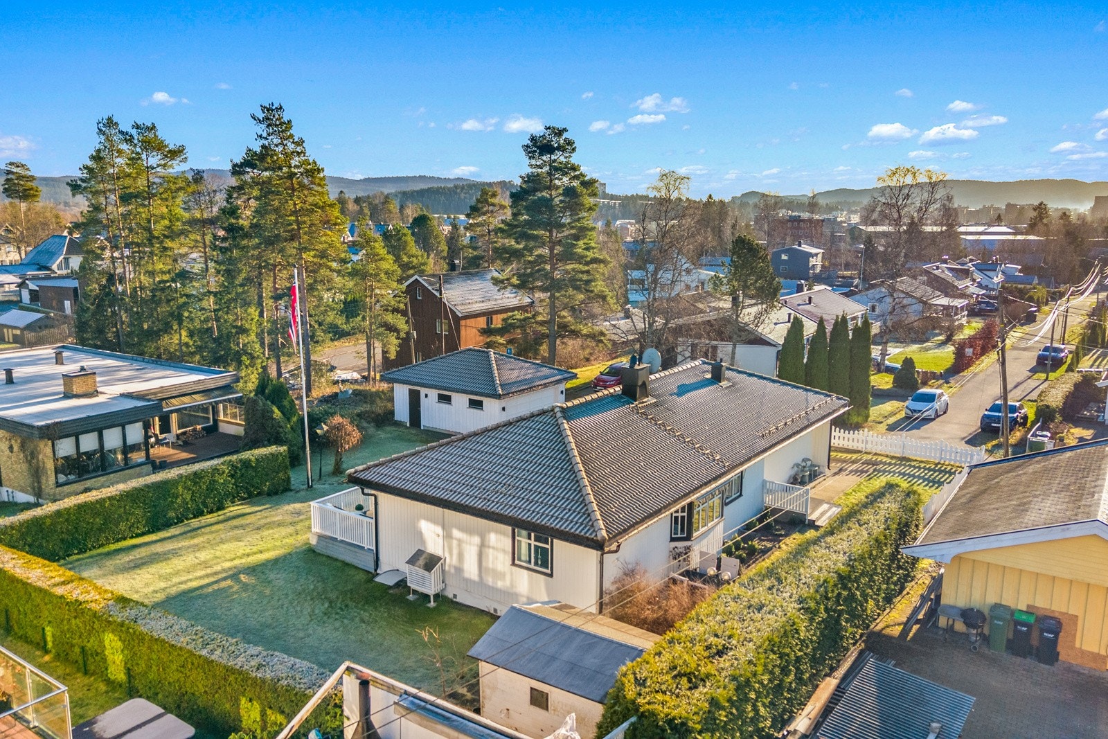 Rolig og etablerte omgivelser på Kjenn, svært barnevennlige omgivelser! Galleribilde