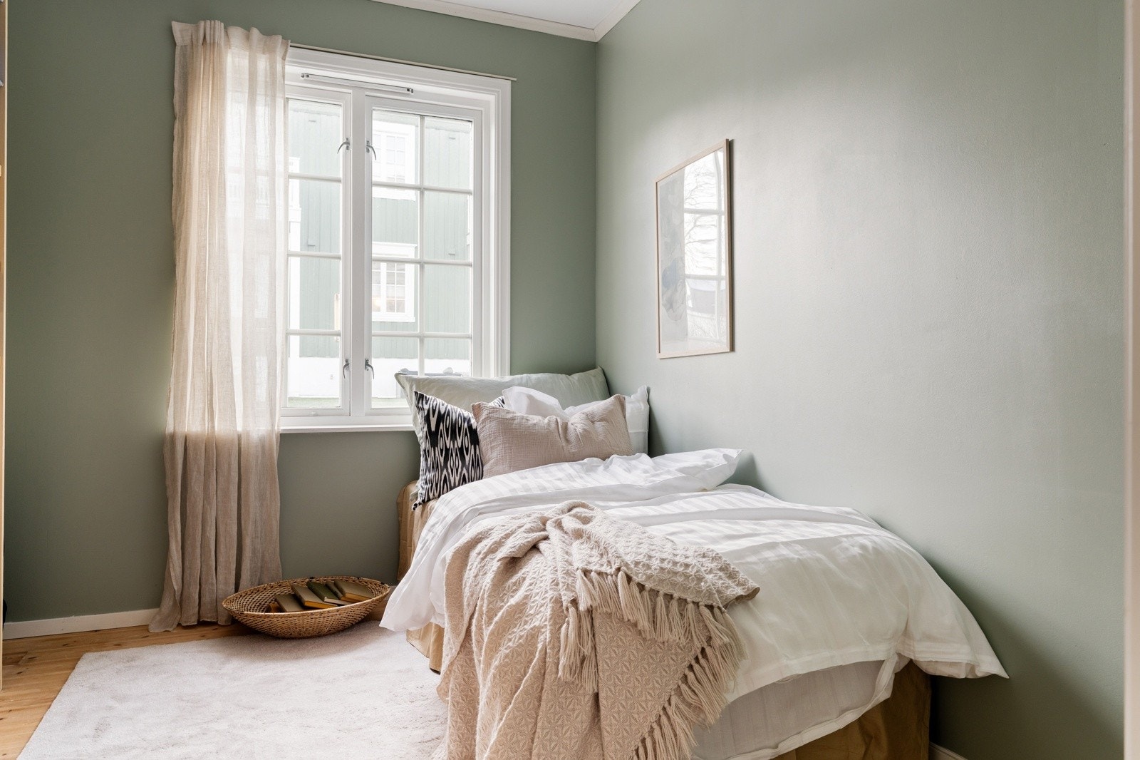 Soverom nummer to i første etasje på 7,5 kvm. Galleribilde