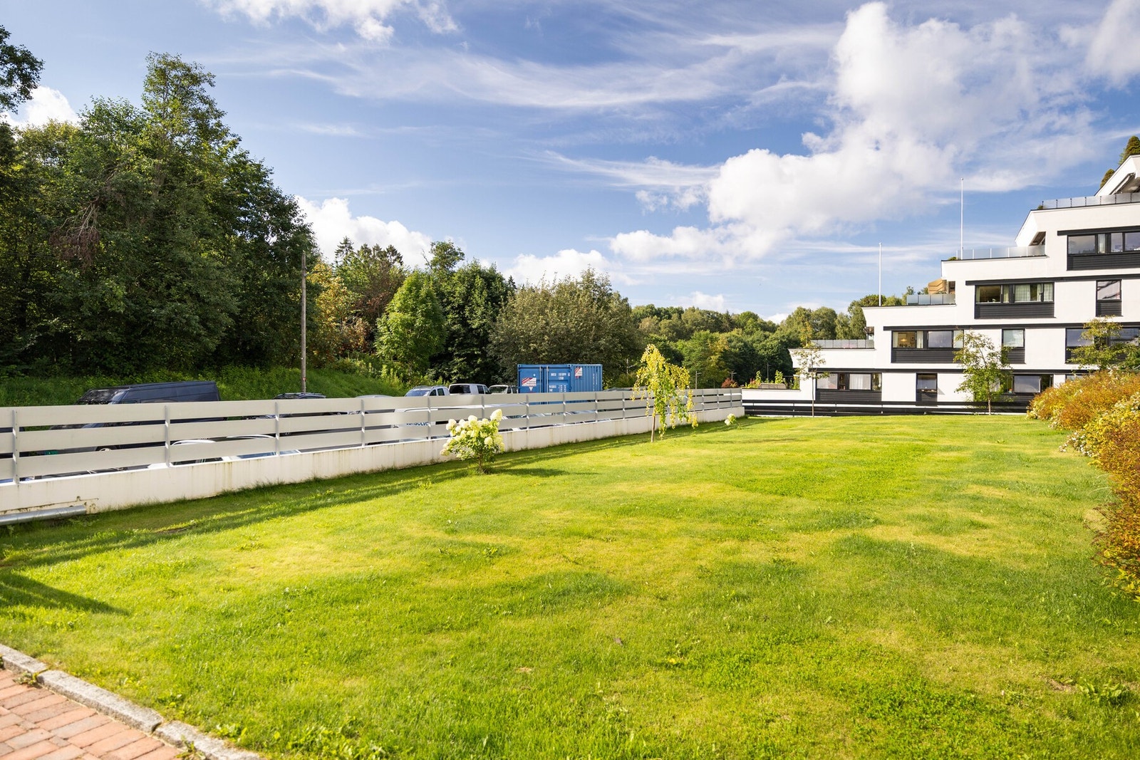 Frodige, grønne fellesområder. Galleribilde