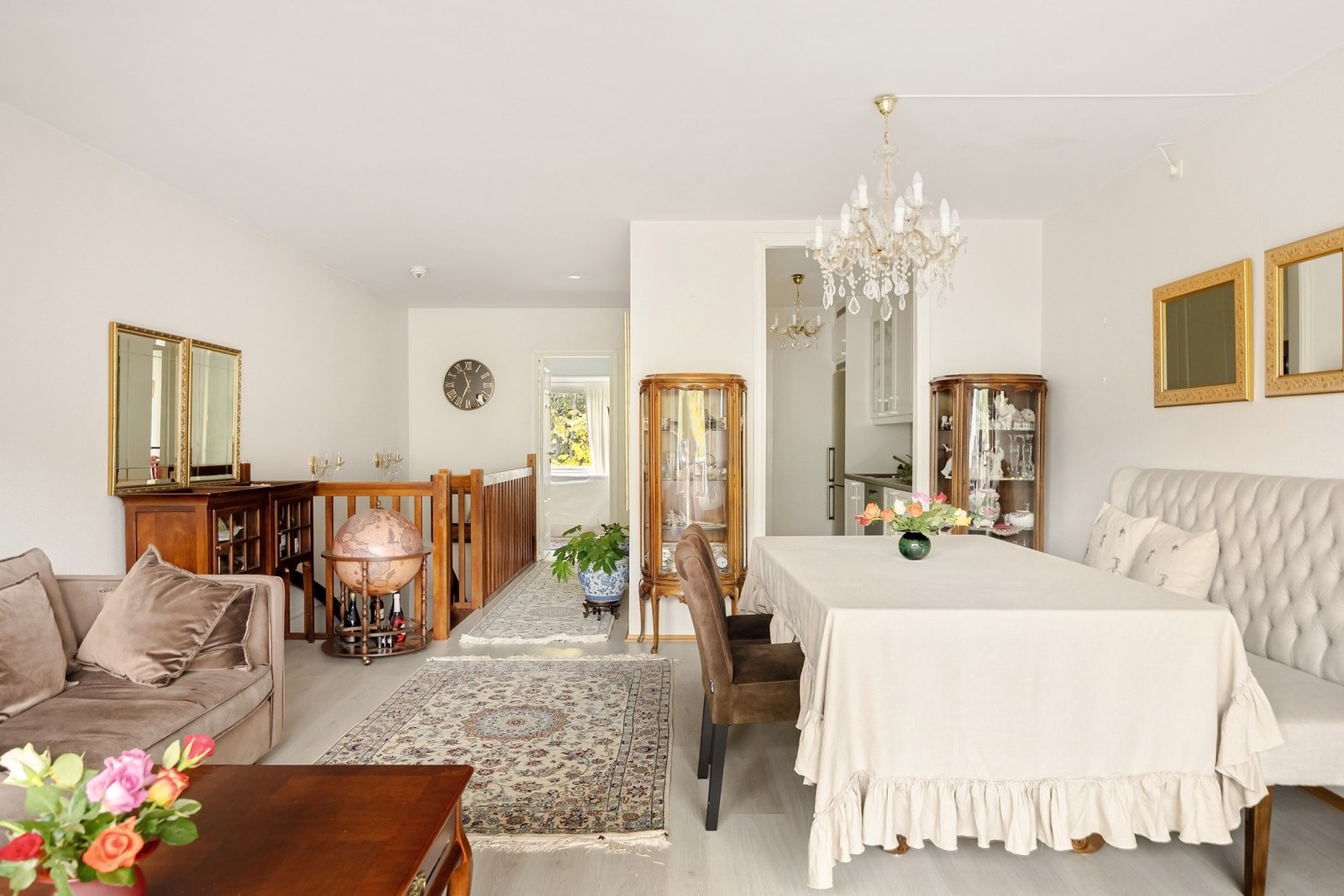 Leiligheten har en gjennomgående planløsning. Galleribilde