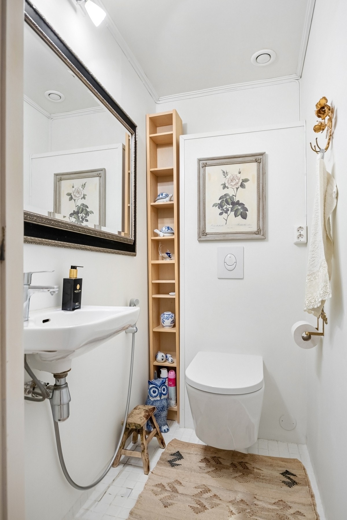 Separat toalettrom. Galleribilde