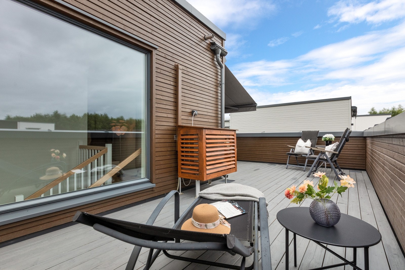 Området har en fin miks av voksne par, barnefamilier og unge beboere. Galleribilde