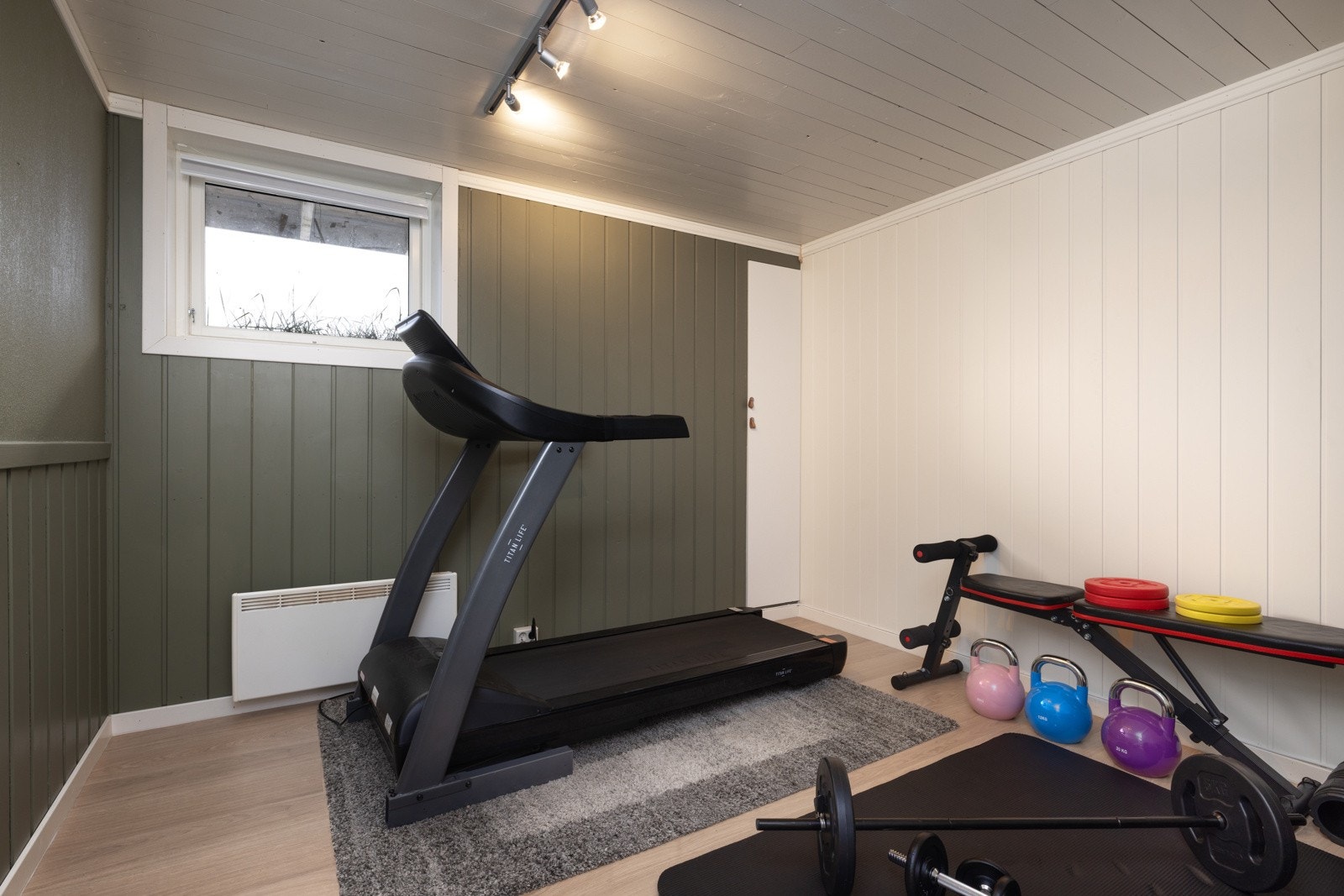 Soverom som også kan brukes til treningsrom. Galleribilde