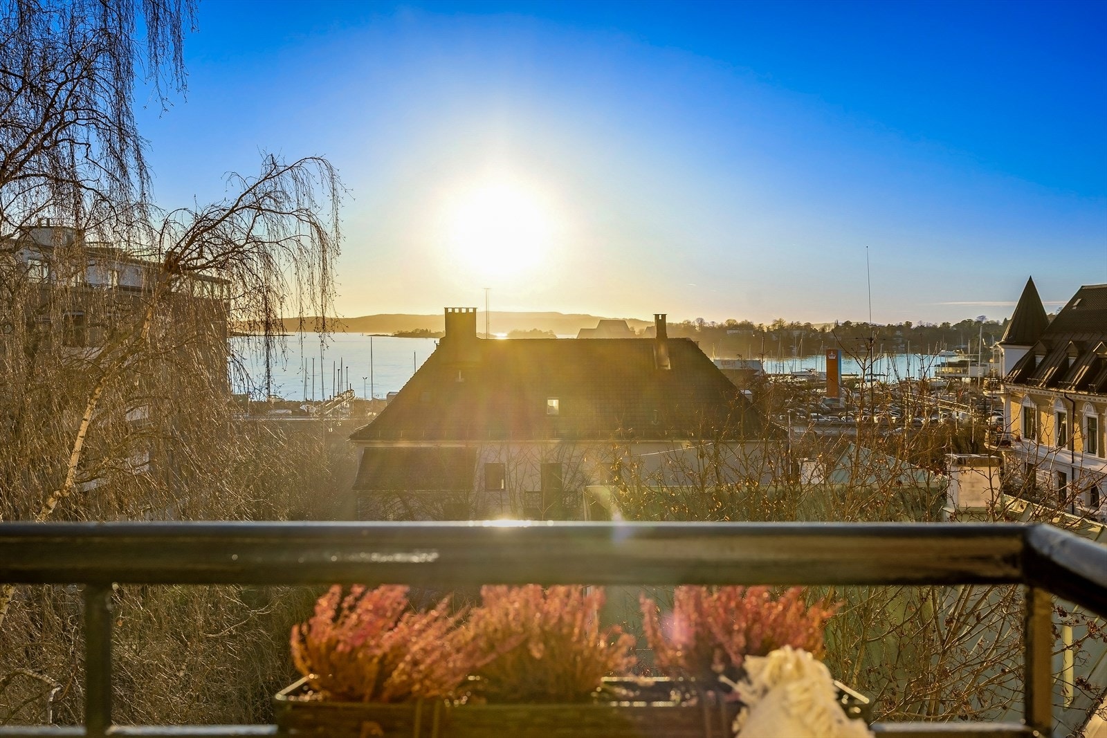 Utsikt fra balkong. Galleribilde