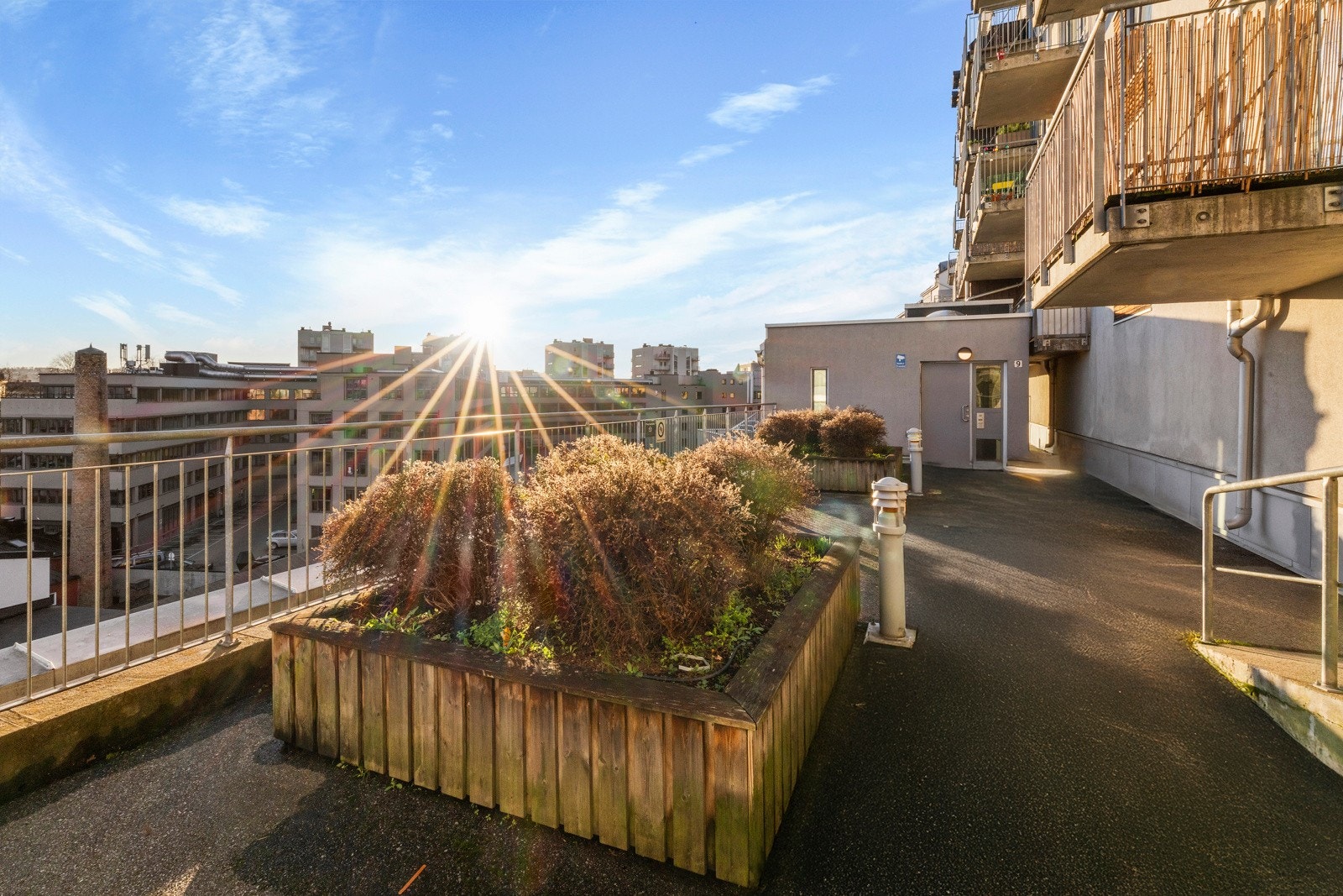 Her får du gleden av flott panoramautsikt over byen Galleribilde