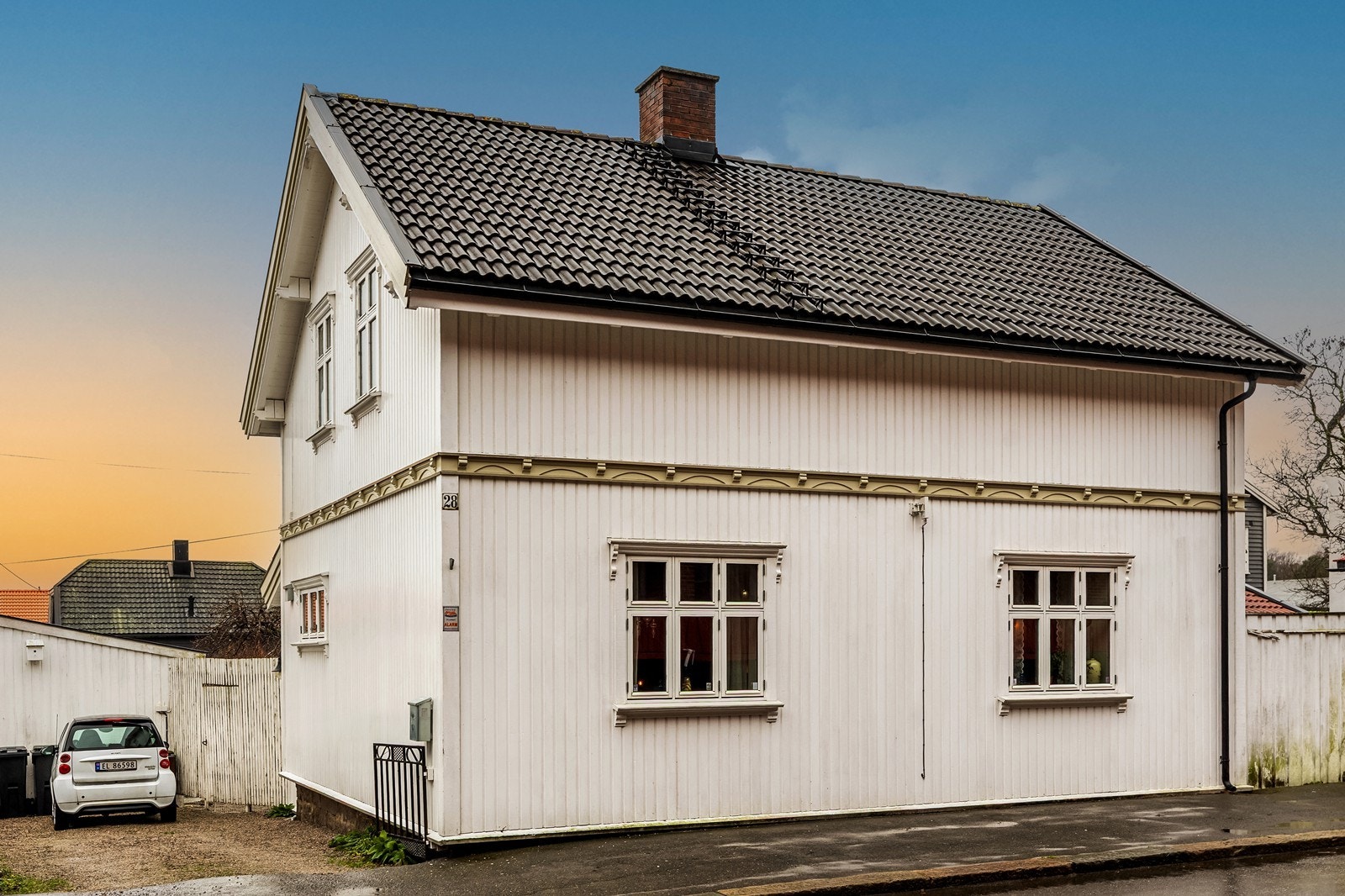 Sjarmerende enebolig i hjertet av Sarpsborg, med gangavstand til alle byens fasiliteter. Galleribilde