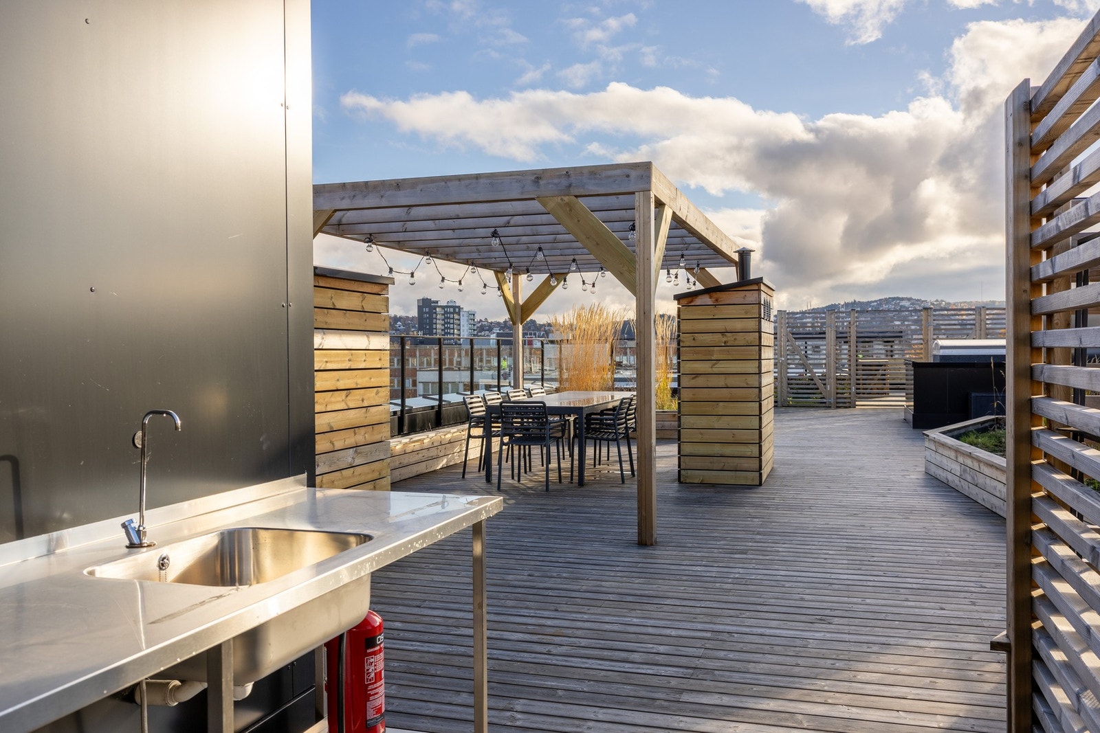 Videre er det utekjøkken. Galleribilde