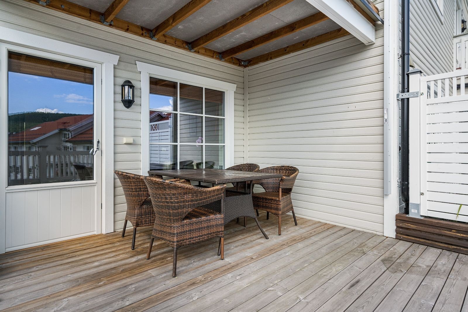 Her er det godt med plass til utemøbler m.m. Galleribilde