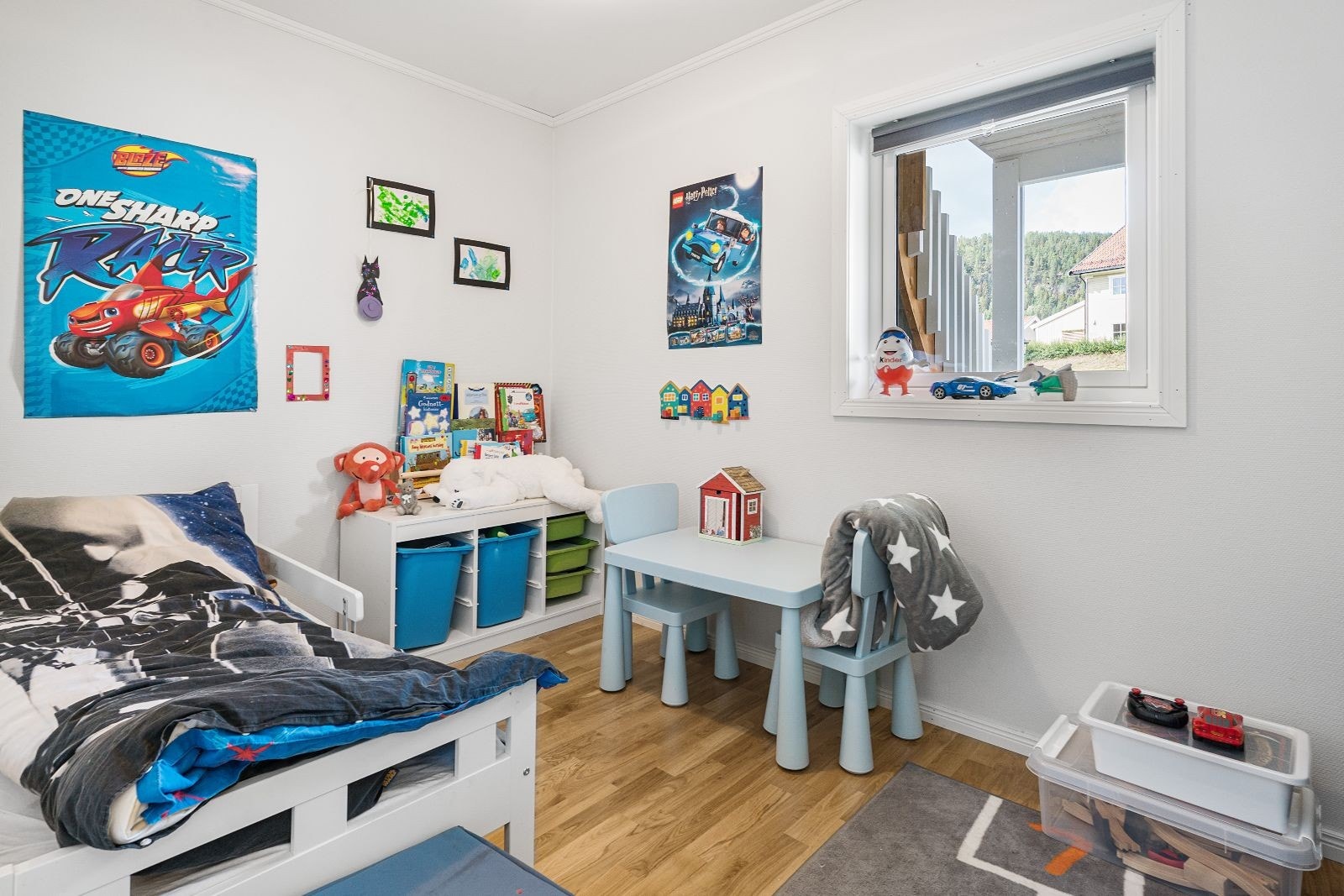 Soverom som kan brukes som barnerom/gjesterom/hjemmekontor Galleribilde