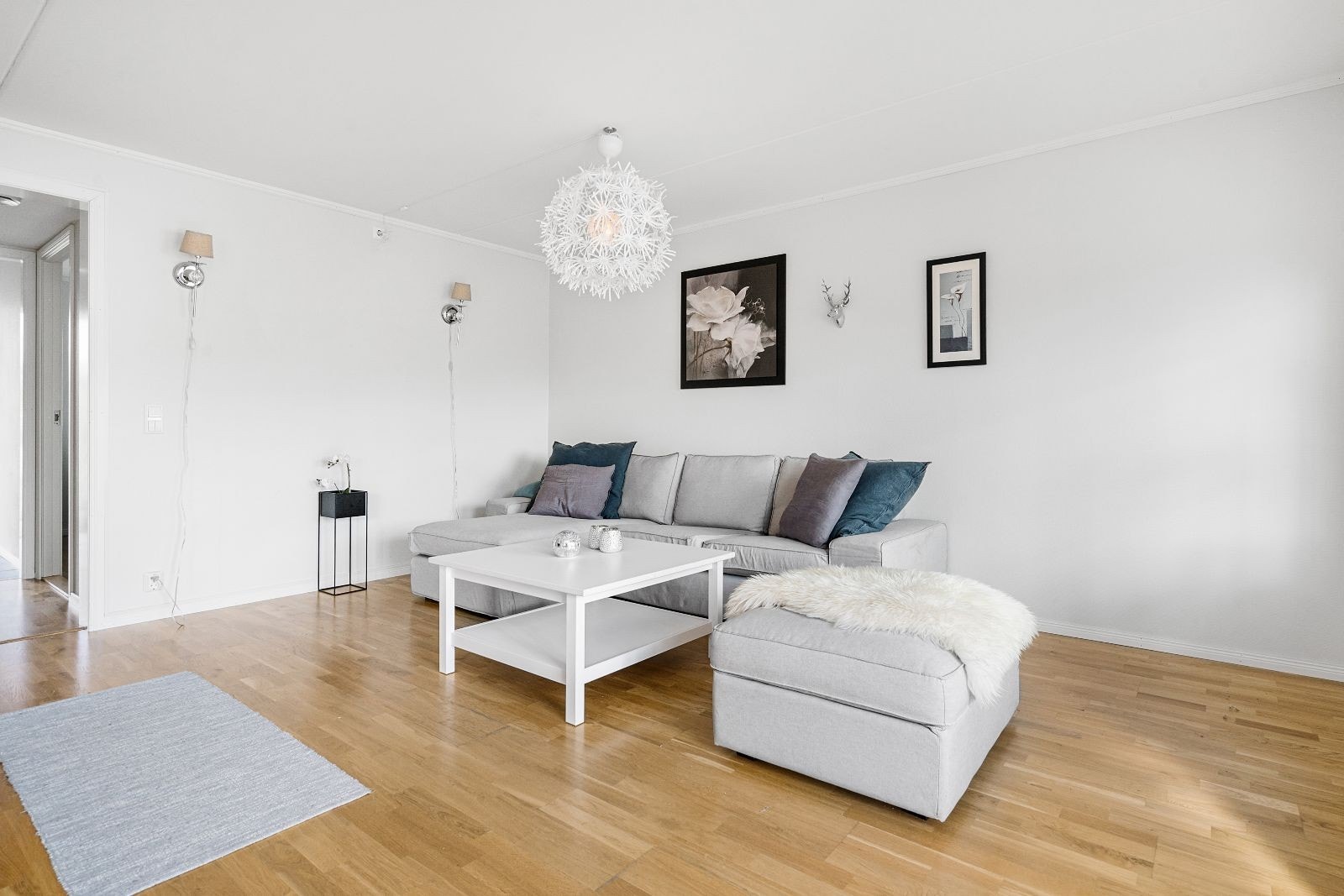 Stue. Malt i en annen farge i dag. Galleribilde