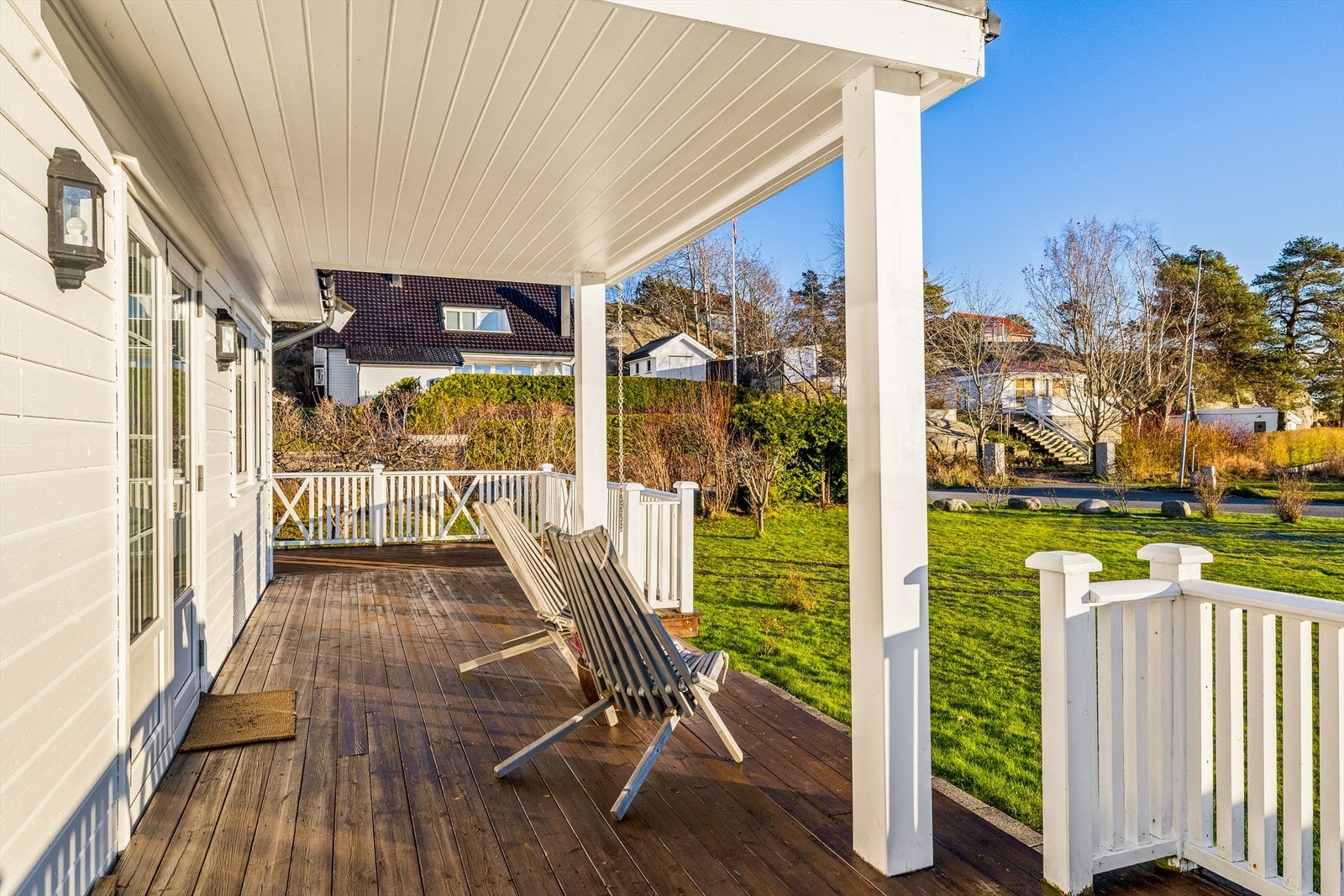 Terrassen innbyr til både stille stunder og lange, sosiale kvelder i godt lag. Galleribilde