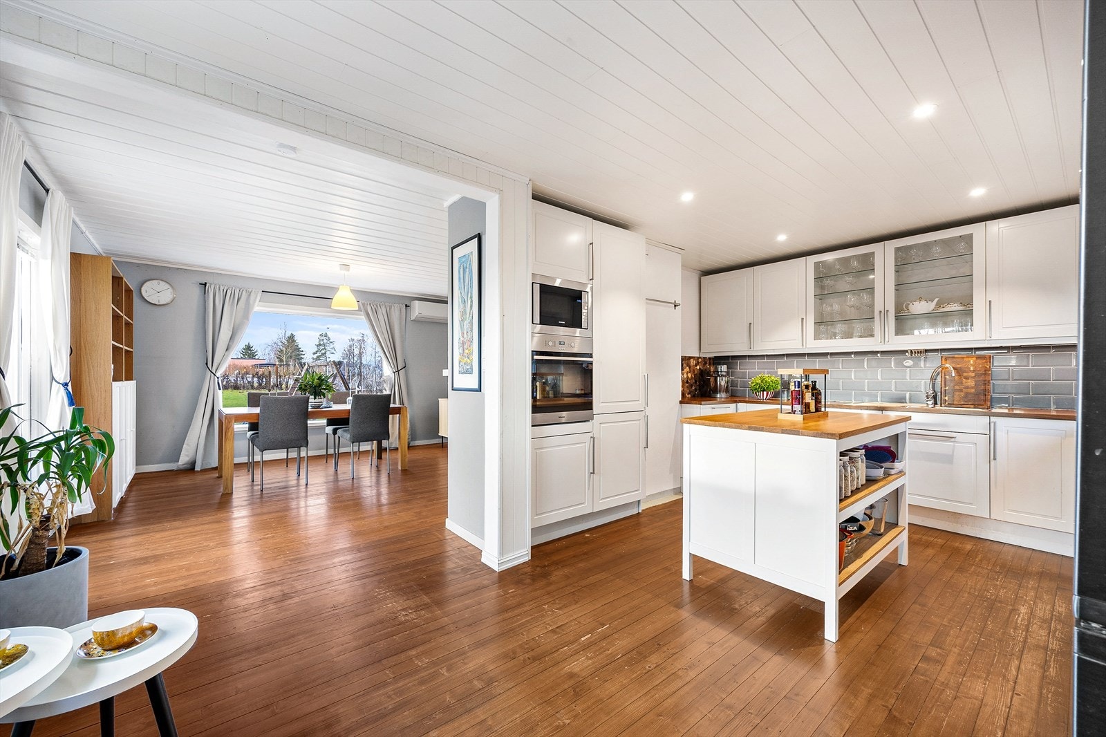 Velkommen til Jon Sørensens veg 1, en innholdsrik enebolig over to plan! Foto: Espen Edin/Image Day. Galleribilde