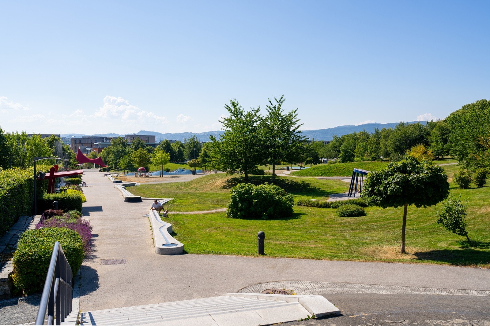 I nærområdet finner man flere flotte parkområder. Galleribilde