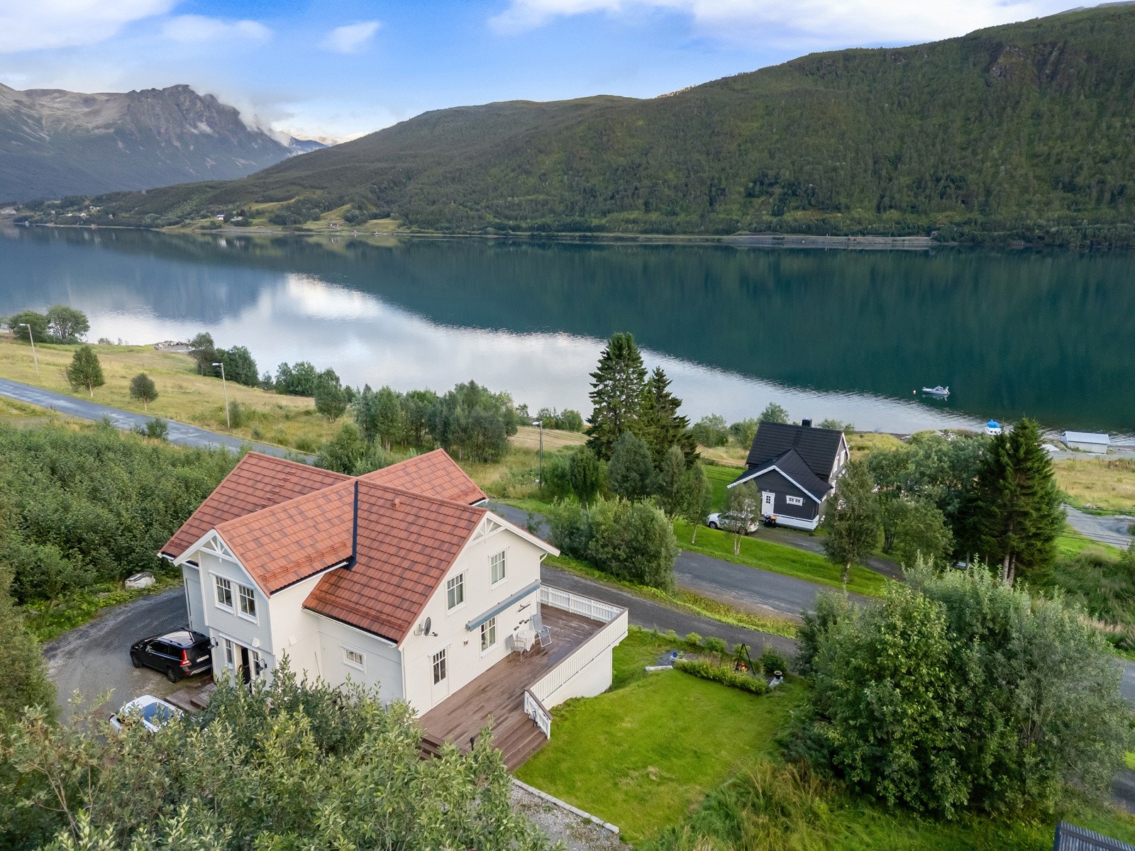 Naturskjønne omgivelser kun en kort kjøretur fra Tromsø Sentrum.