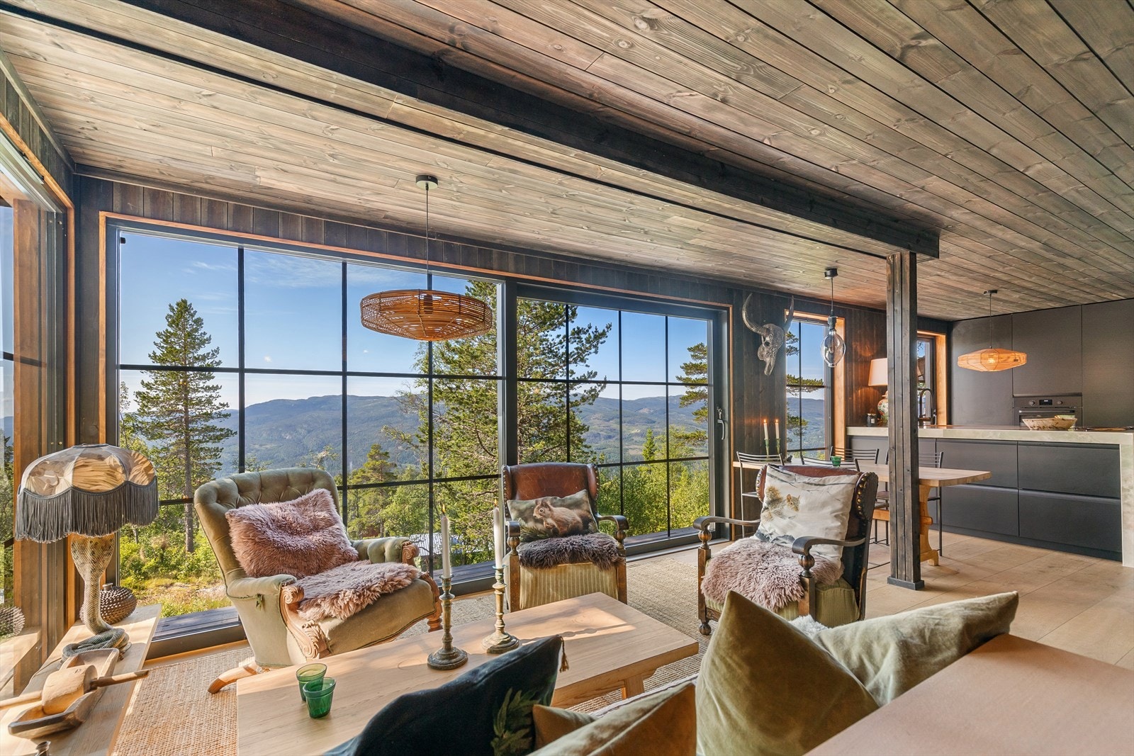 Velkommen til fjells - En modernisert hytte i vakre omgivelser. Galleribilde